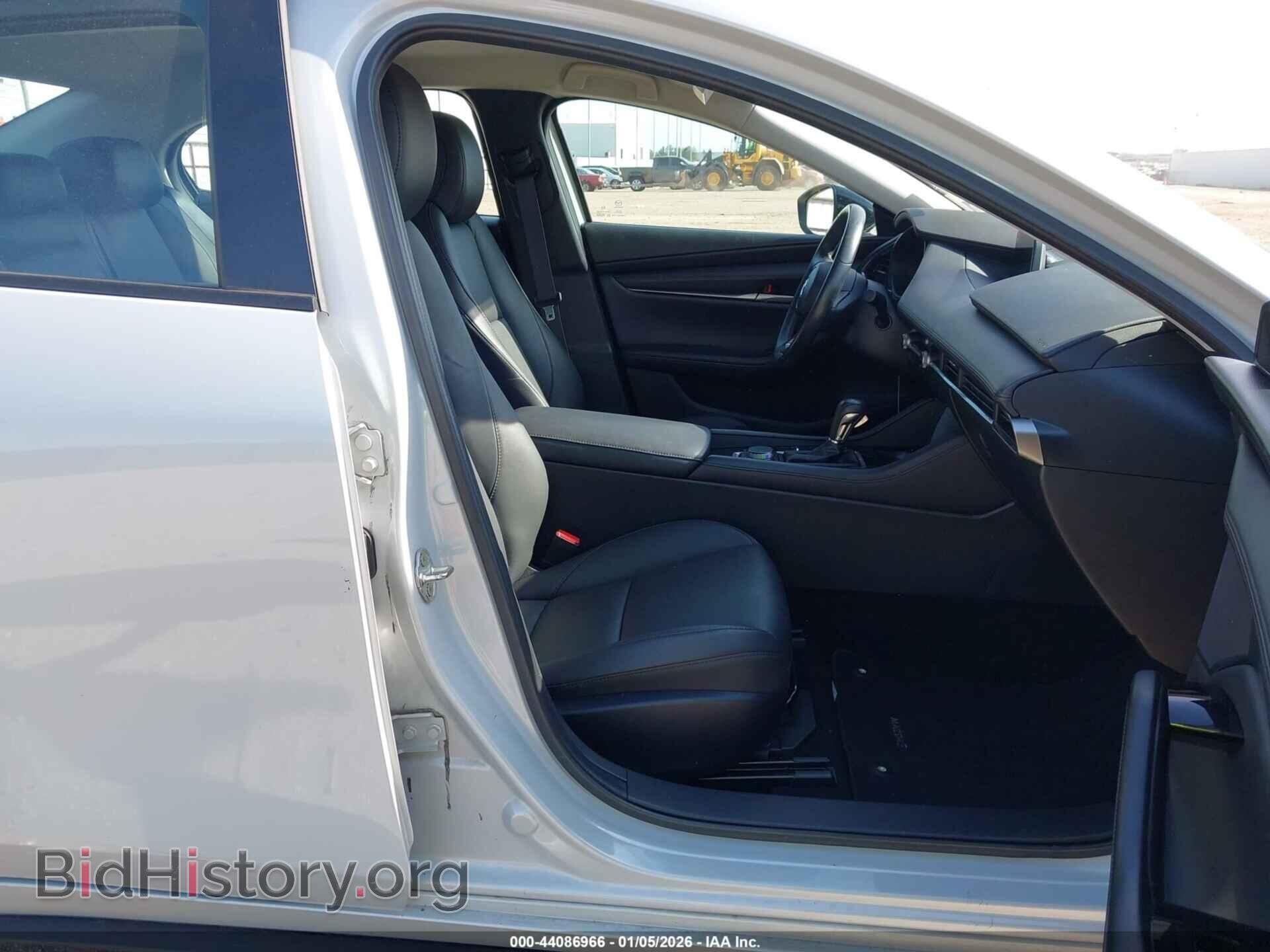 2024 MAZDA MAZDA3 - VIN: 3MZBPABM8RM425693 - Фото 5