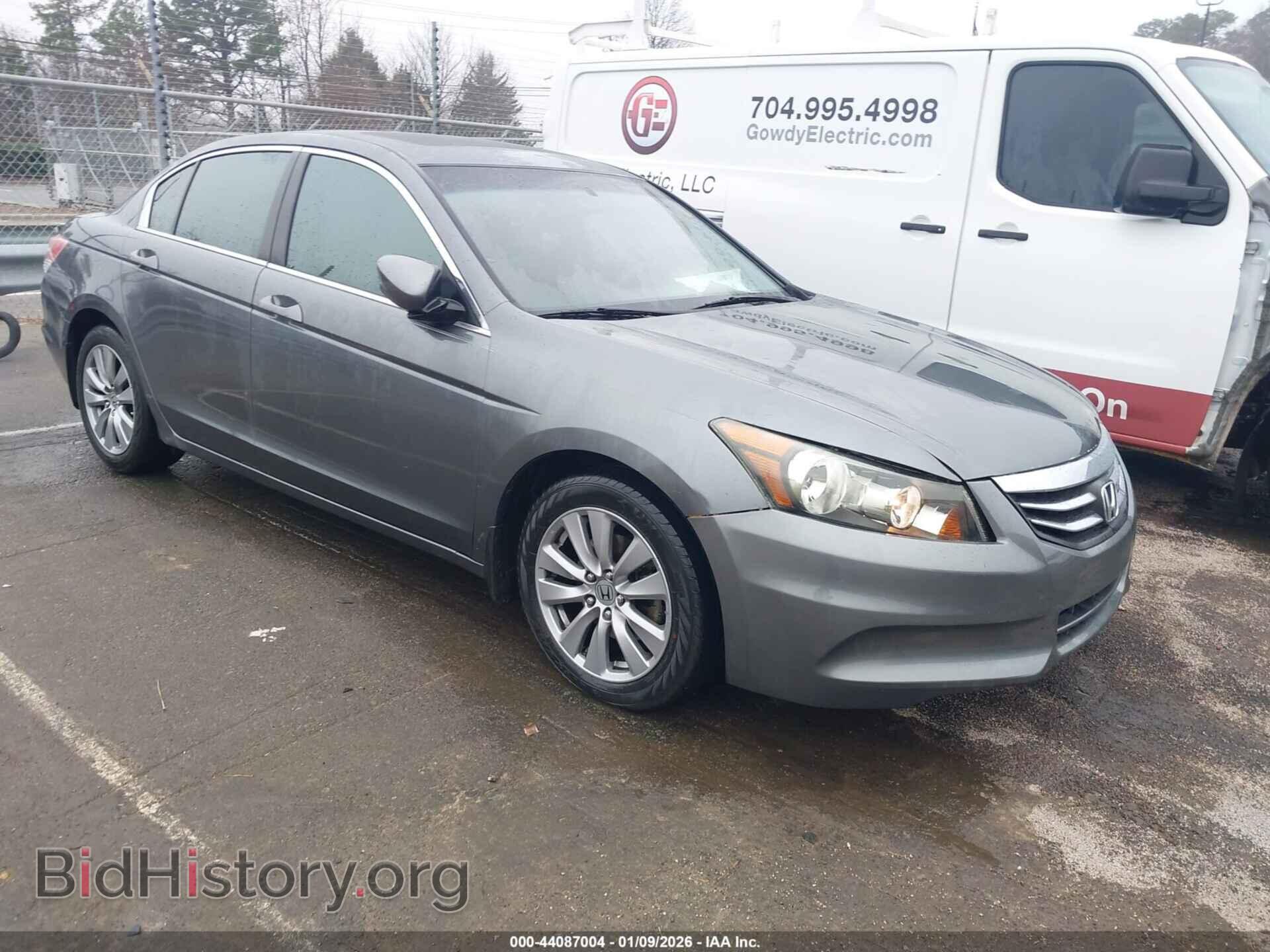 Photo 1HGCP2F84CA084745 - HONDA ACCORD 2012