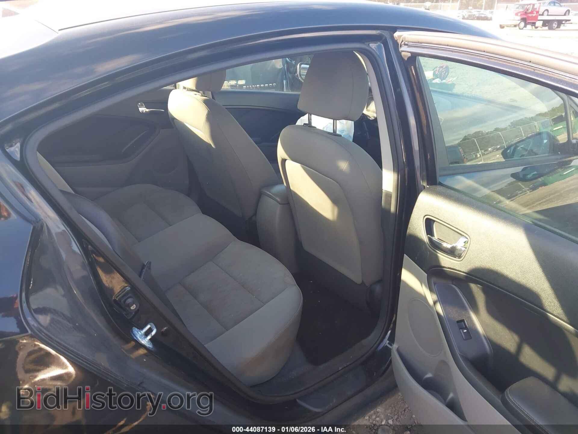 2016 KIA FORTE - VIN: KNAFK4A67G5486993 - Фото 8