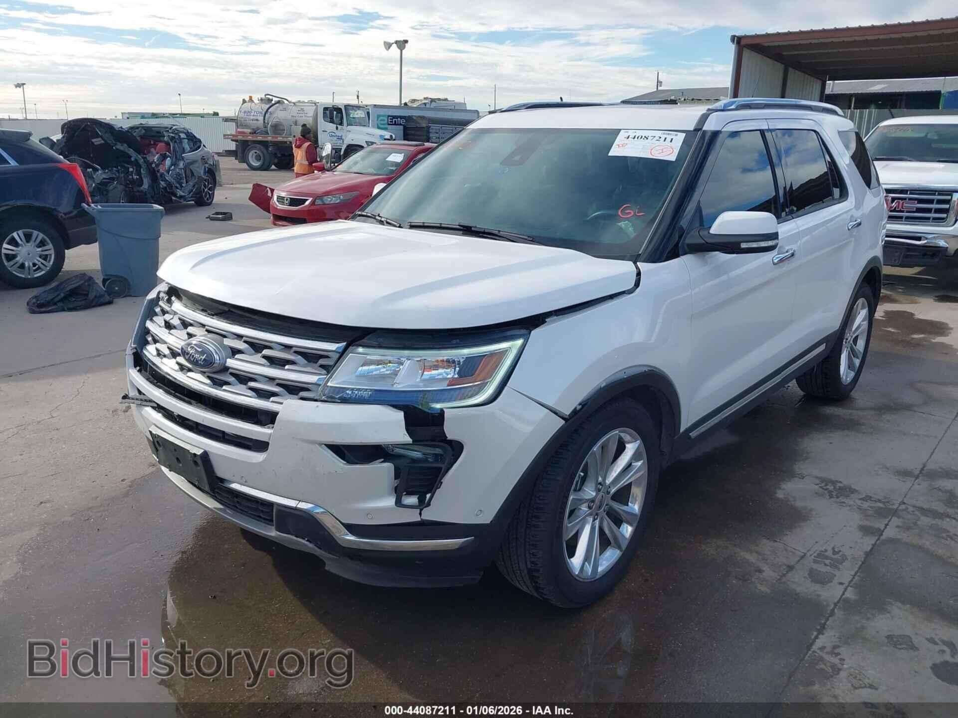 2018 FORD EXPLORER - VIN: 1FM5K7F83JGB77619 - Photo 2