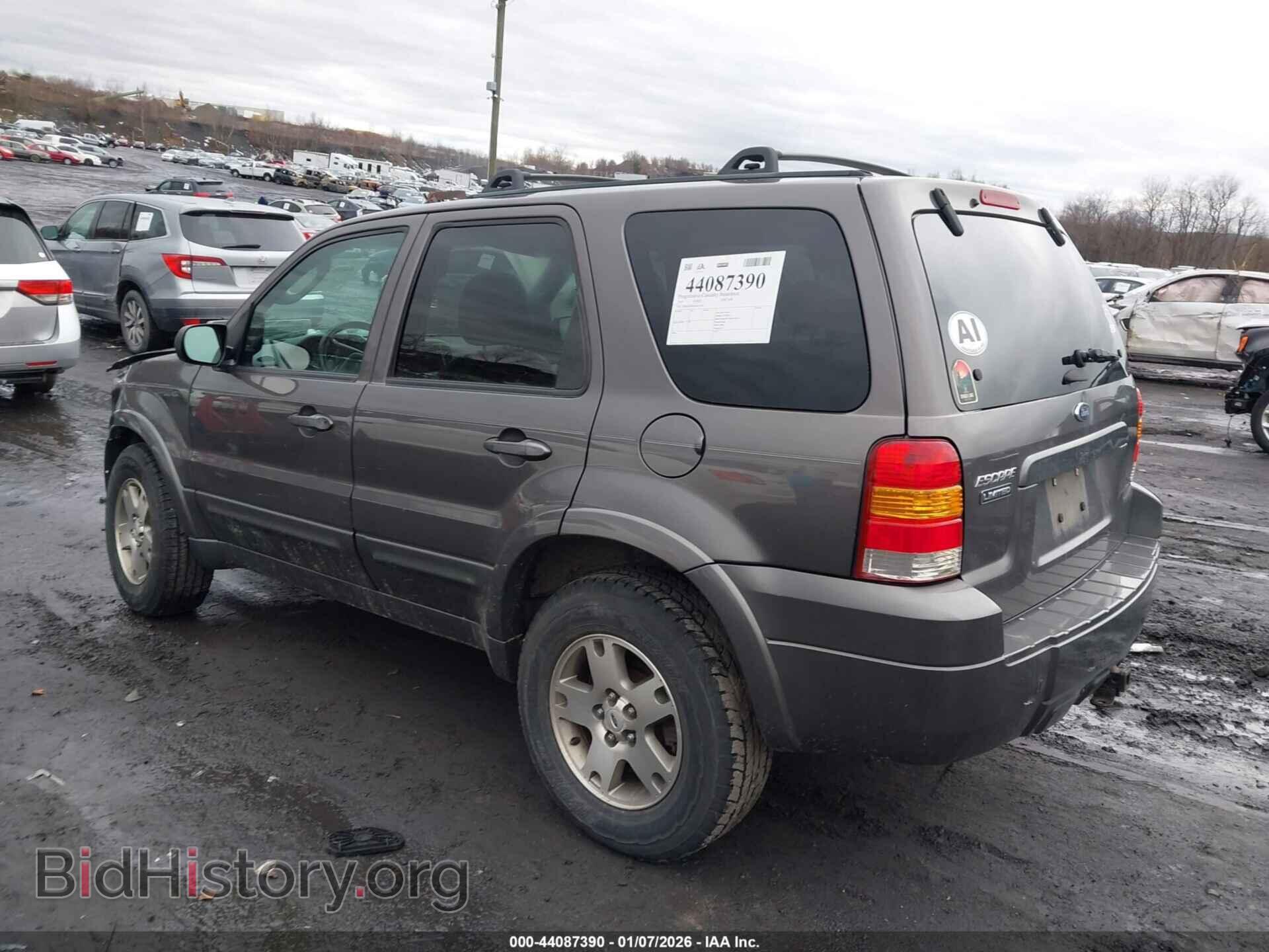 2005 FORD ESCAPE - VIN: 1FMCU94165KB03178 - Фото 3