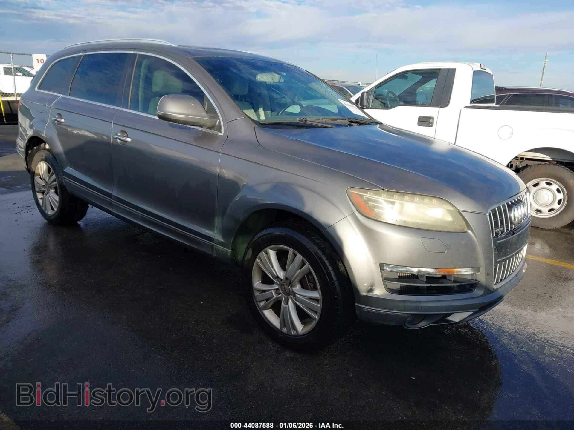Photo WA1LMAFE3BD004561 - AUDI Q7 2011