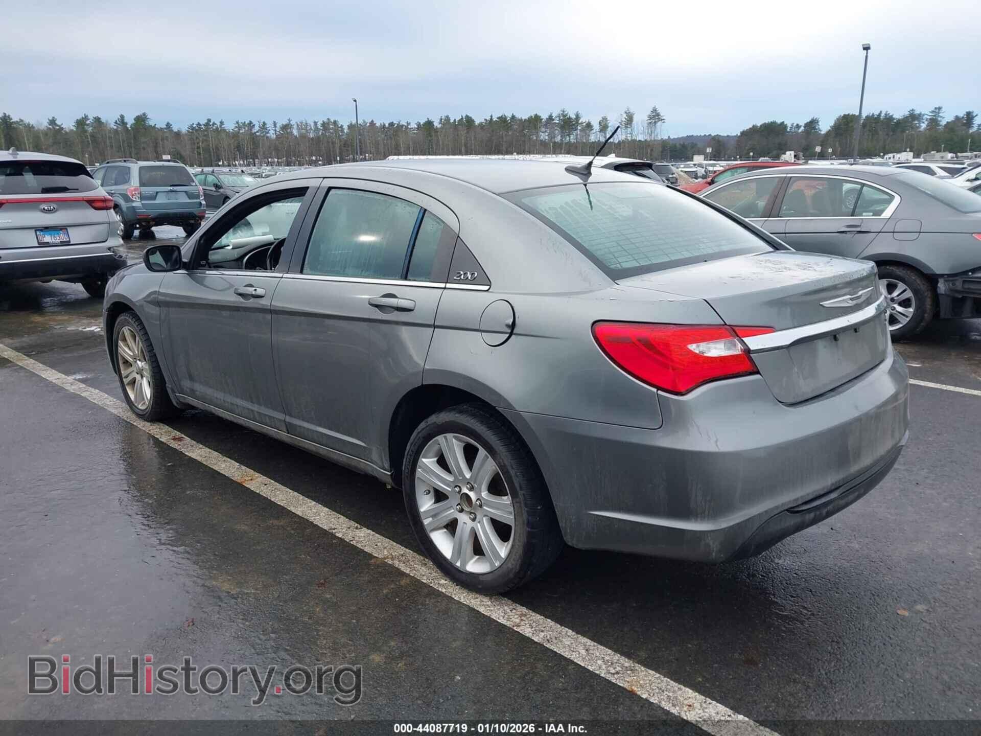 2012 CHRYSLER 200 - VIN: 1C3CCBHG7CN140060 - Фото 3