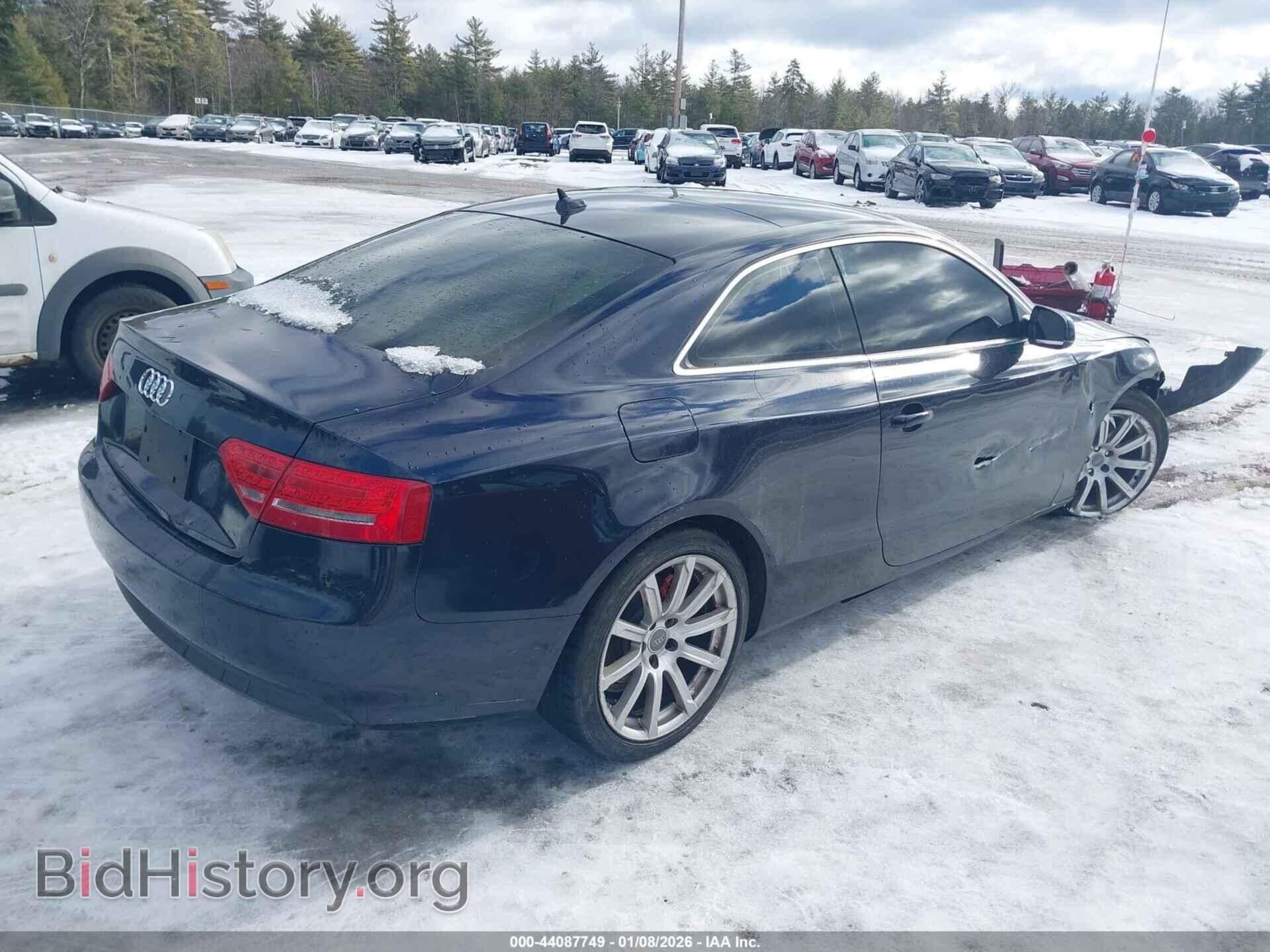 2011 AUDI A5 - VIN: WAULFAFR2BA032434 - Photo 4