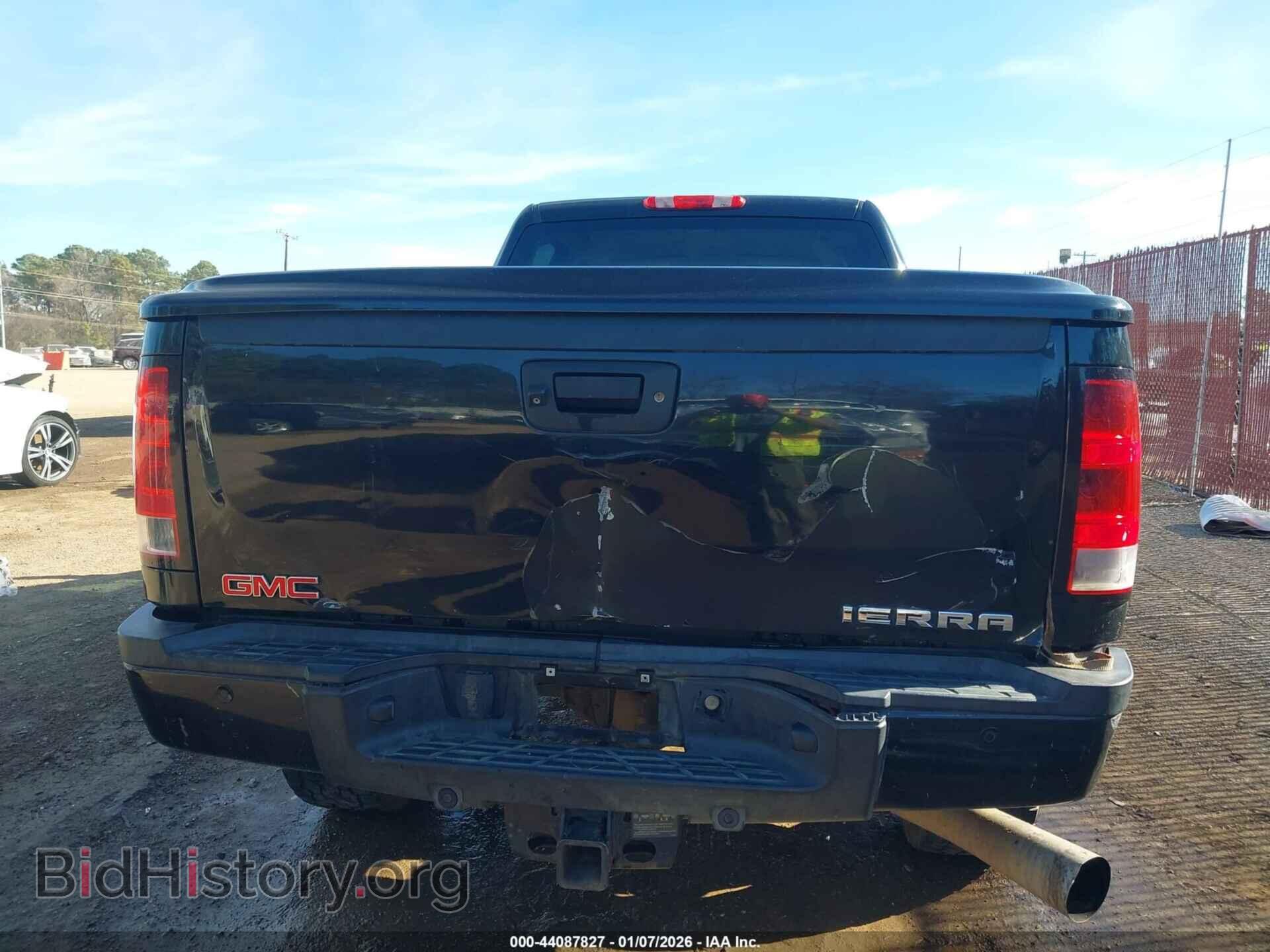 2013 GMC SIERRA 2500HD - VIN: 1GT125E89DF137614 - Фото 17