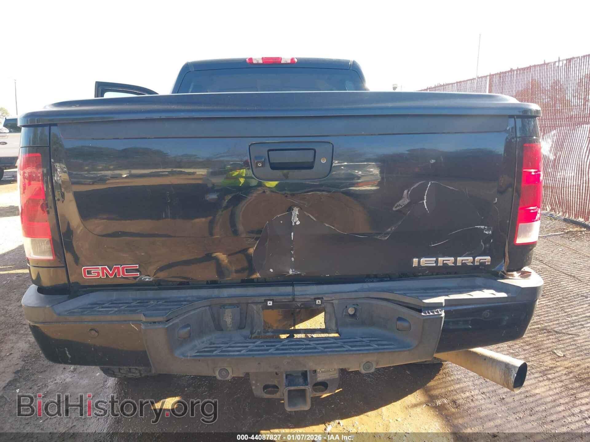 2013 GMC SIERRA 2500HD - VIN: 1GT125E89DF137614 - Фото 6