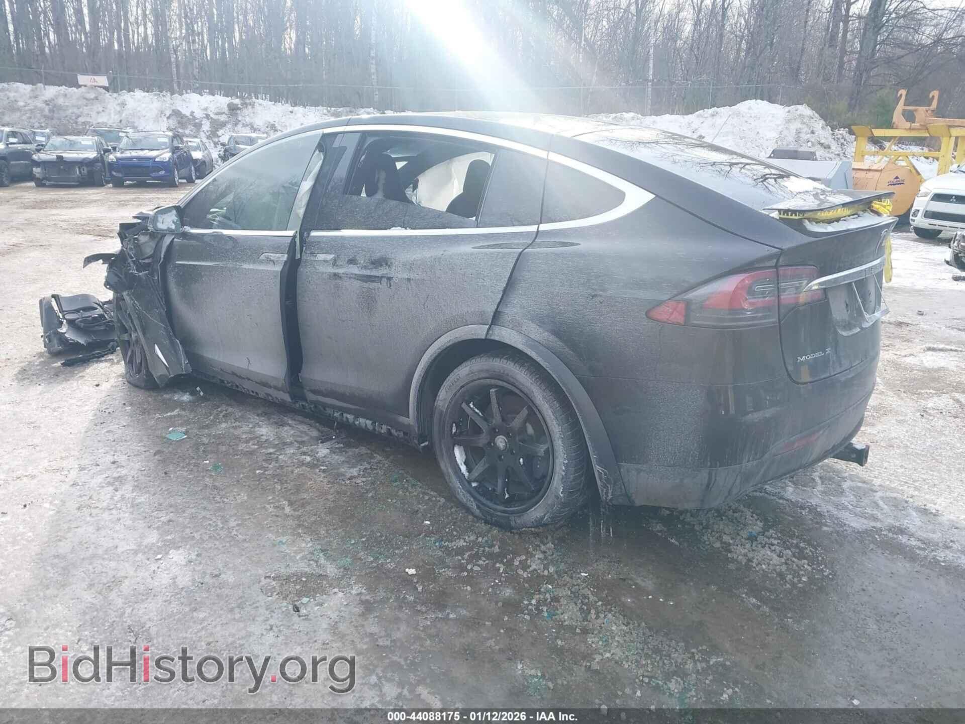2018 TESLA MODEL X - VIN: 5YJXCAE21JF102397 - Фото 3