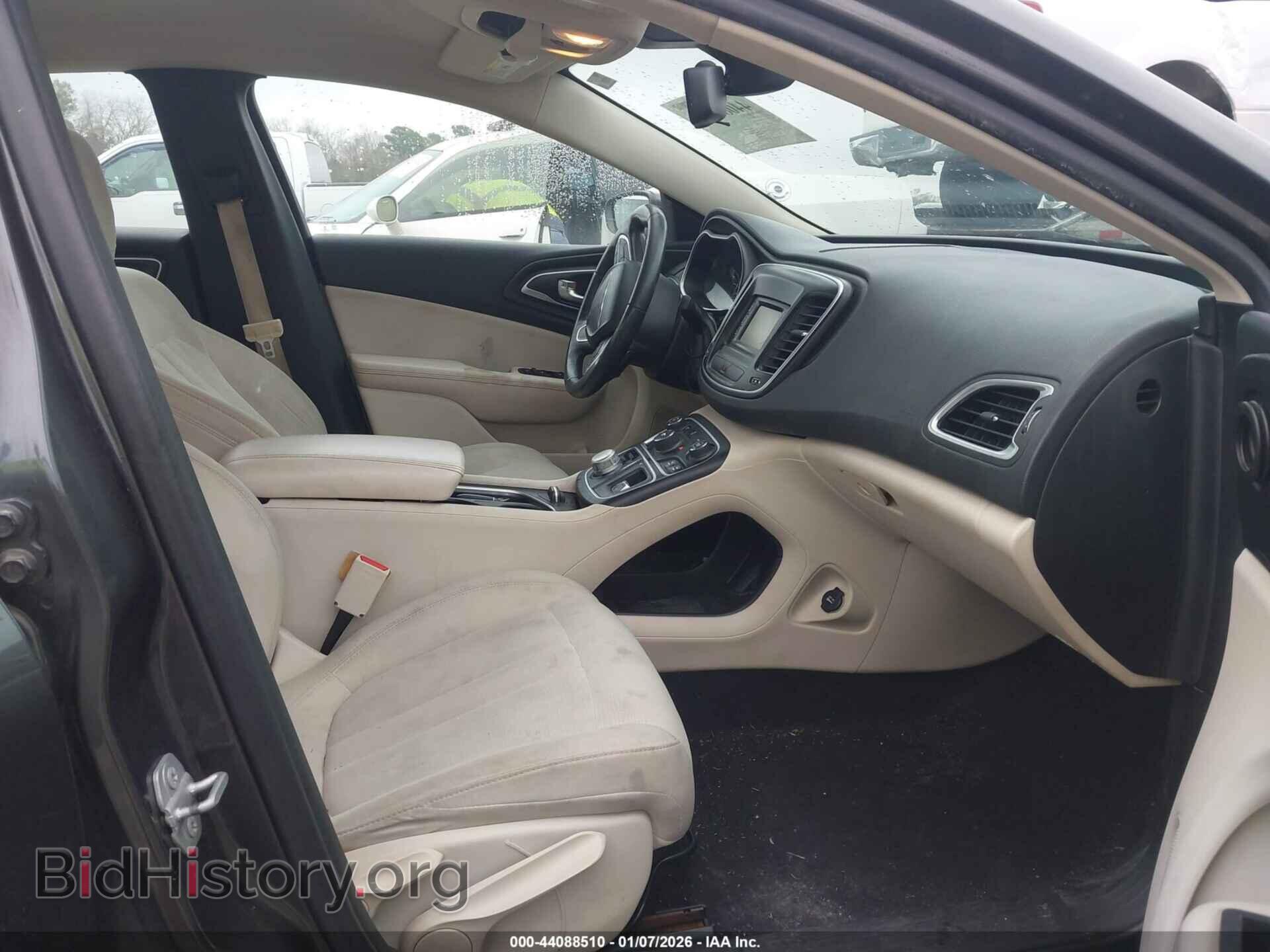 2015 CHRYSLER 200 - VIN: 1C3CCCAB7FN637814 - Фото 5