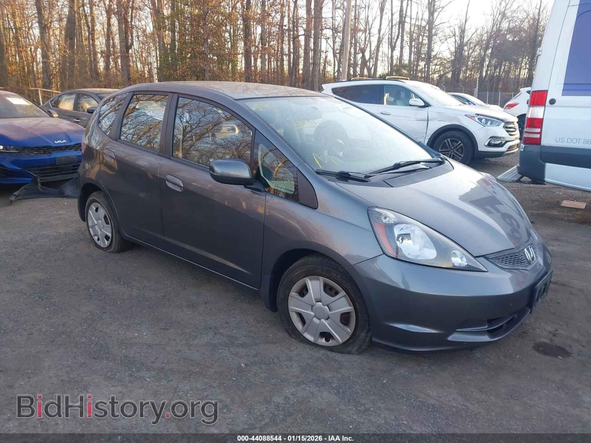 Фотография JHMGE8H30DC016151 - HONDA FIT 2013