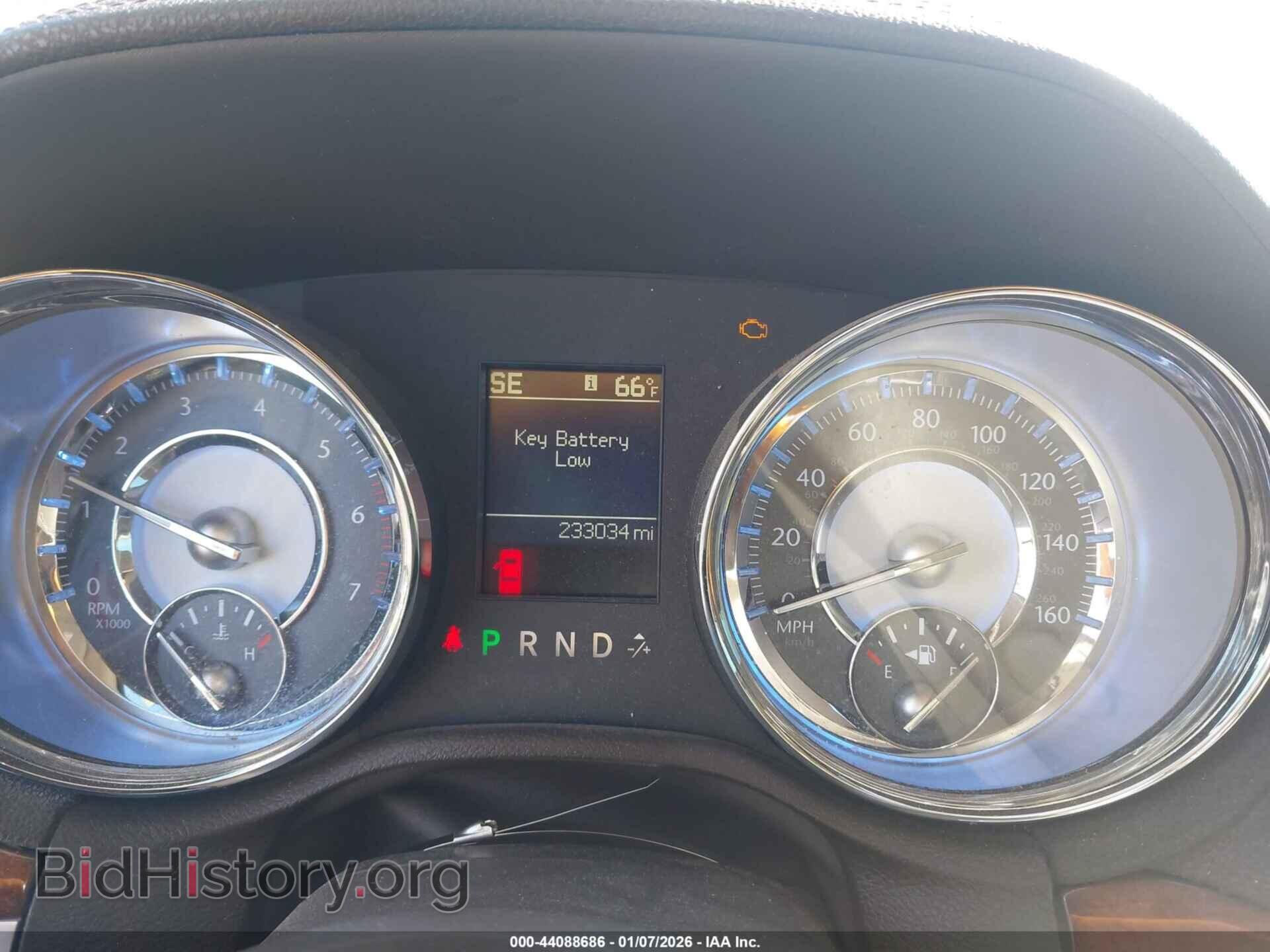 2011 CHRYSLER 300C - VIN: 2C3CA6CT3BH529772 - Фото 7