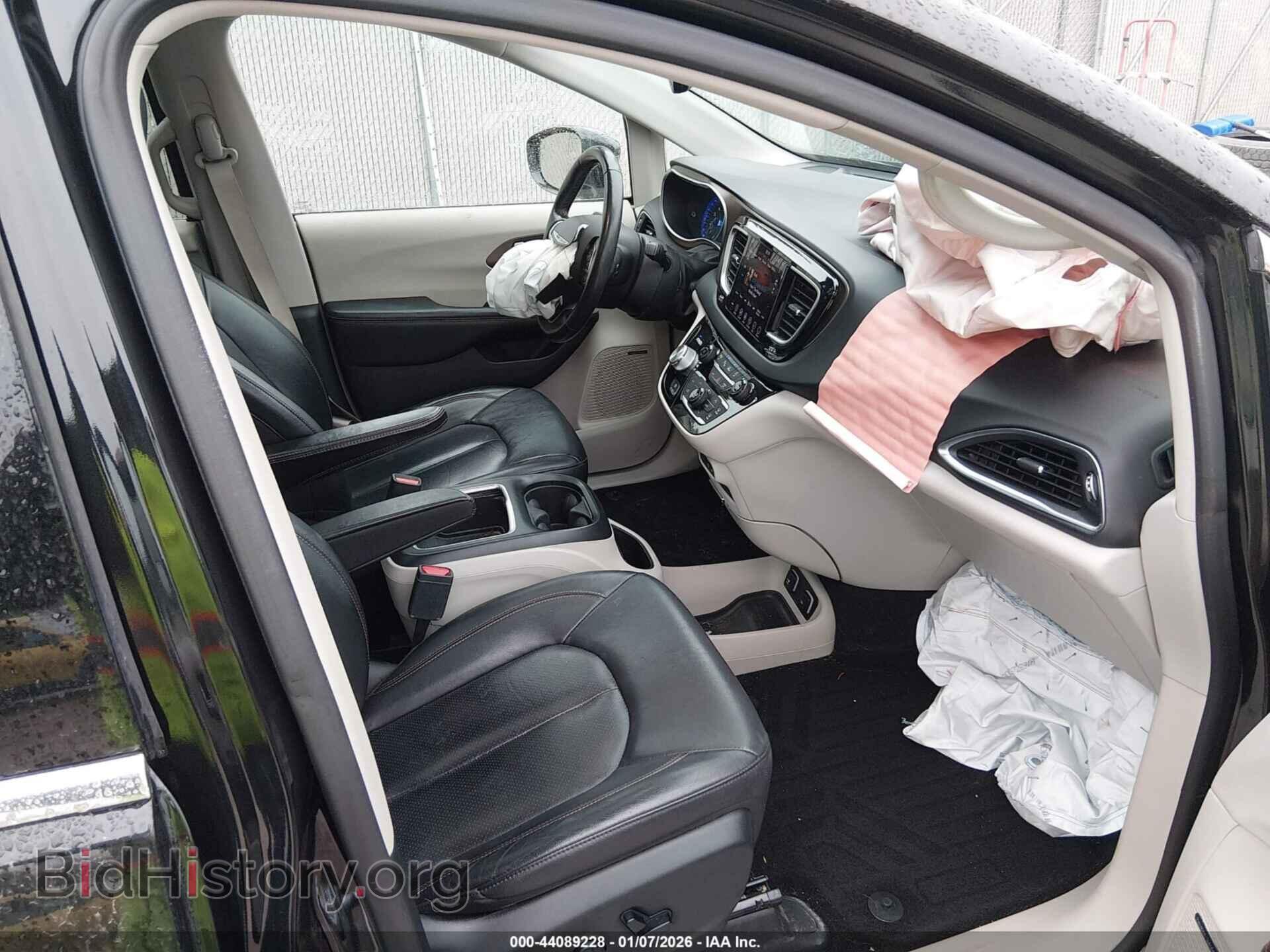 2019 CHRYSLER PACIFICA - VIN: 2C4RC1EG6KR604882 - Фото 5