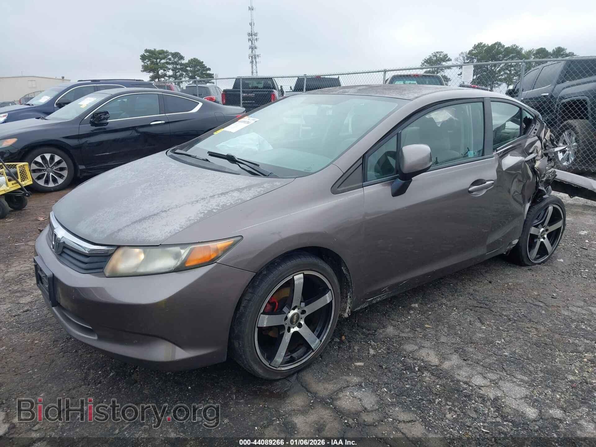 2012 HONDA CIVIC - VIN: 2HGFB2F51CH582906 - Фото 2