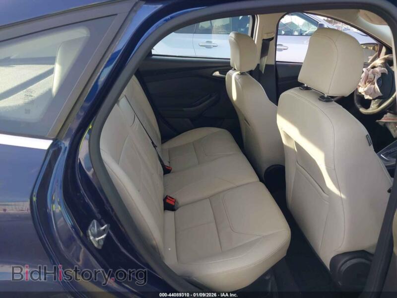 2016 Ford FOCUS (VIN 1FADP3N20GL256274) — photo 8 of 11