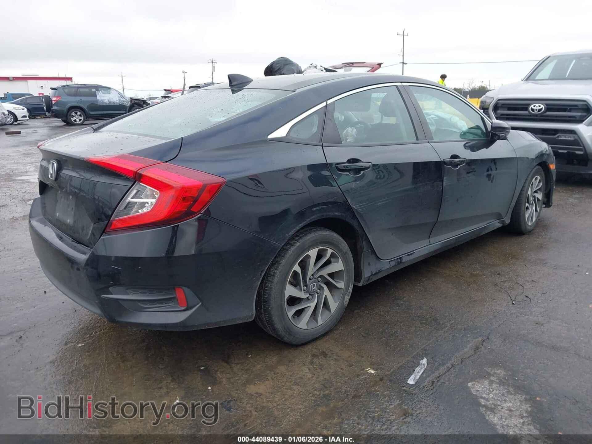 2017 HONDA CIVIC - VIN: 19XFC2F78HE204999 - Фото 4