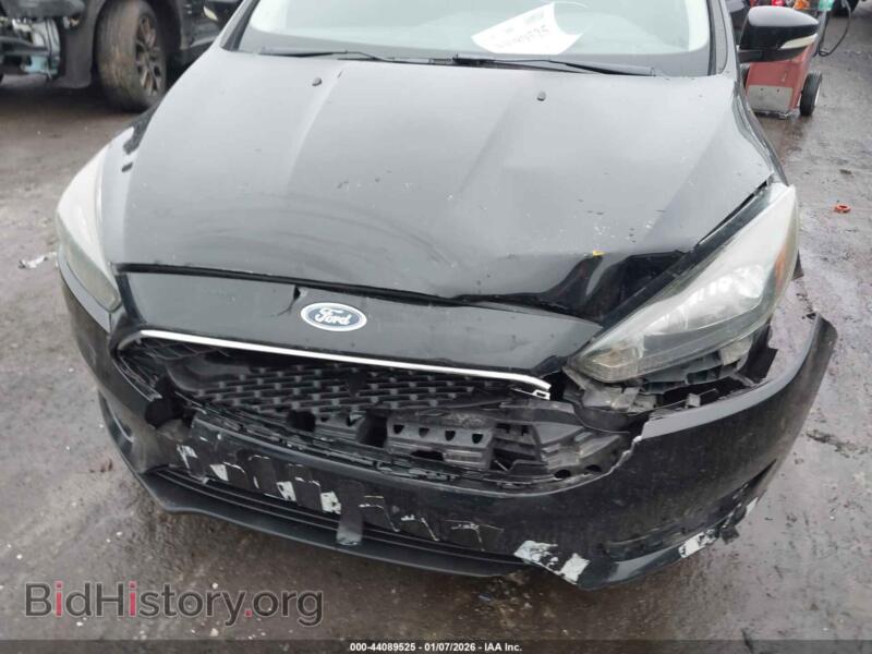 2016 Ford FOCUS (VIN 1FADP3F24GL257717) — фото 6 из 16