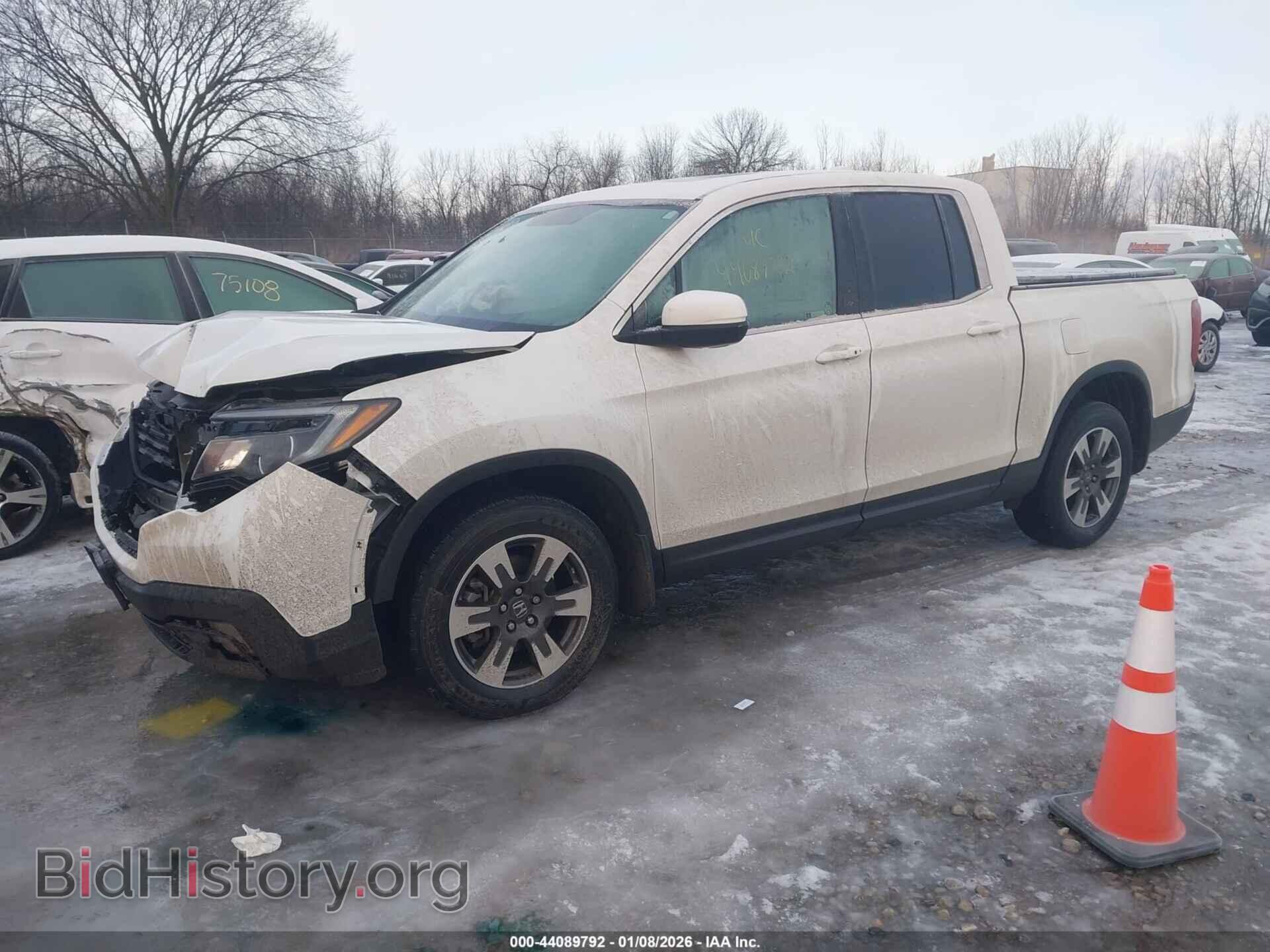 2019 HONDA RIDGELINE - VIN: 5FPYK3F57KB043571 - Фото 2