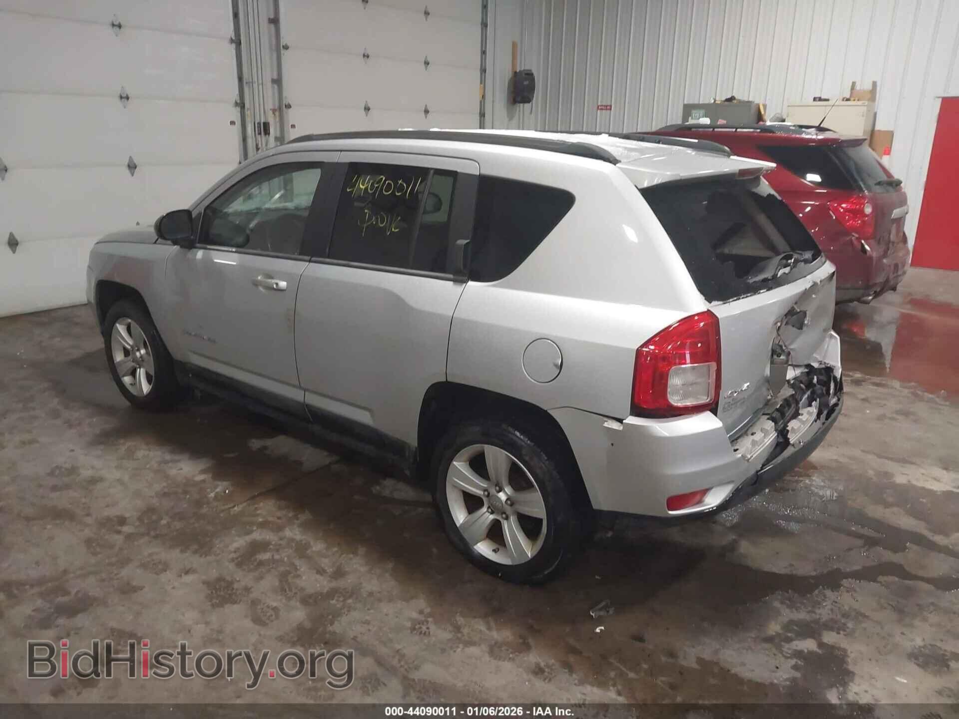 2011 JEEP COMPASS - VIN: 1J4NF1FB7BD181994 - Photo 3