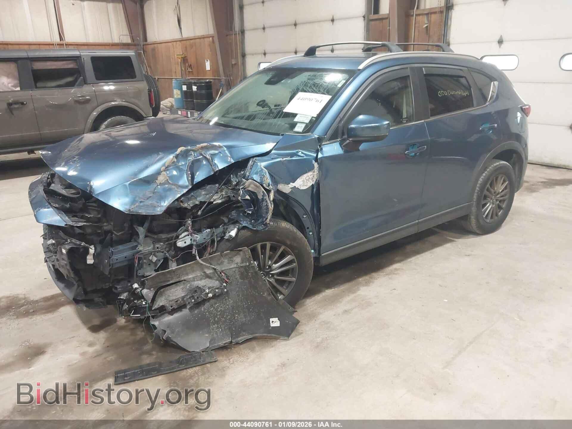 2018 MAZDA CX-5 - VIN: JM3KFBBM1J0350586 - Фото 2