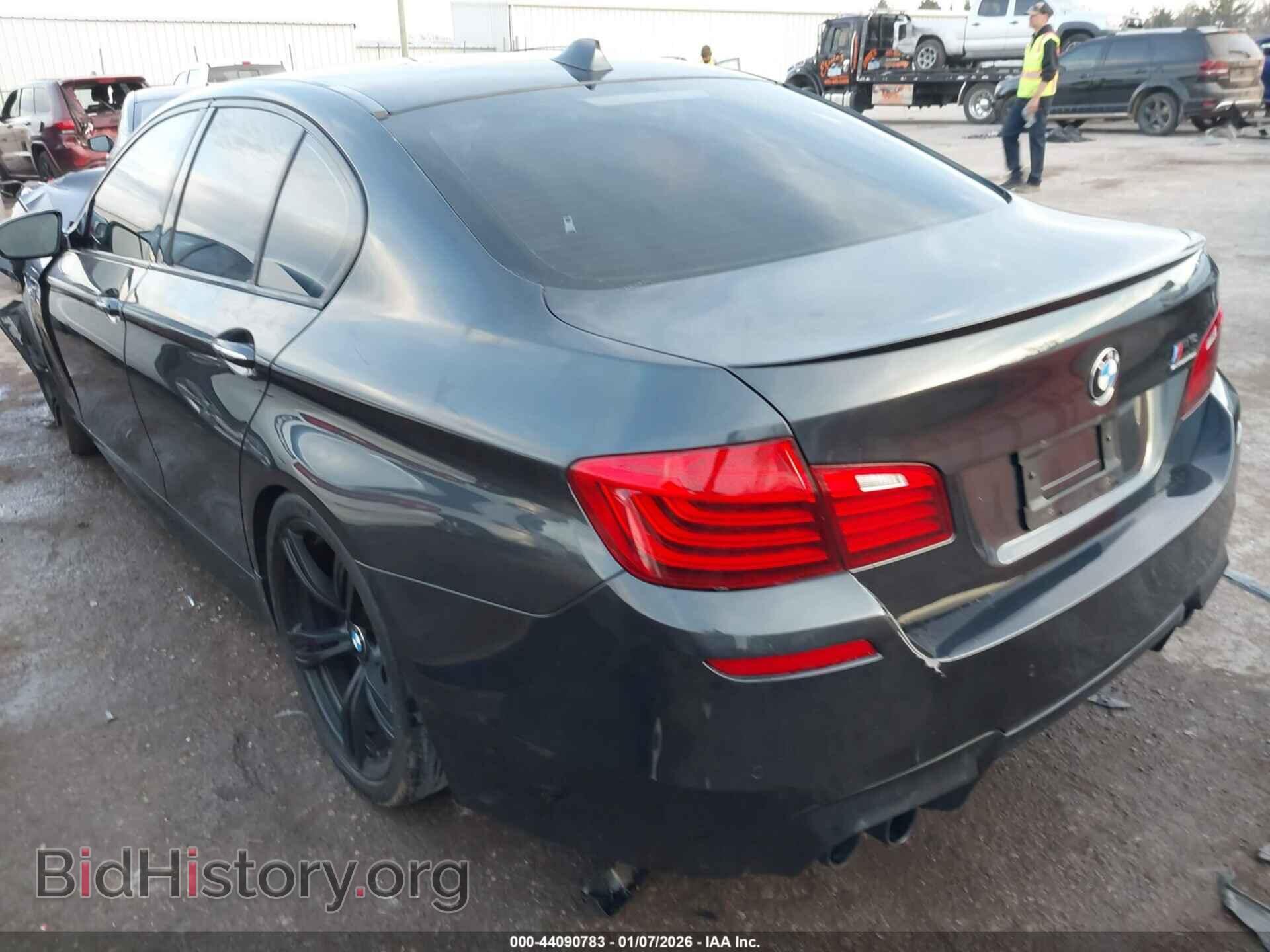 2014 BMW M5 - VIN: WBSFV9C54ED593734 - Photo 3