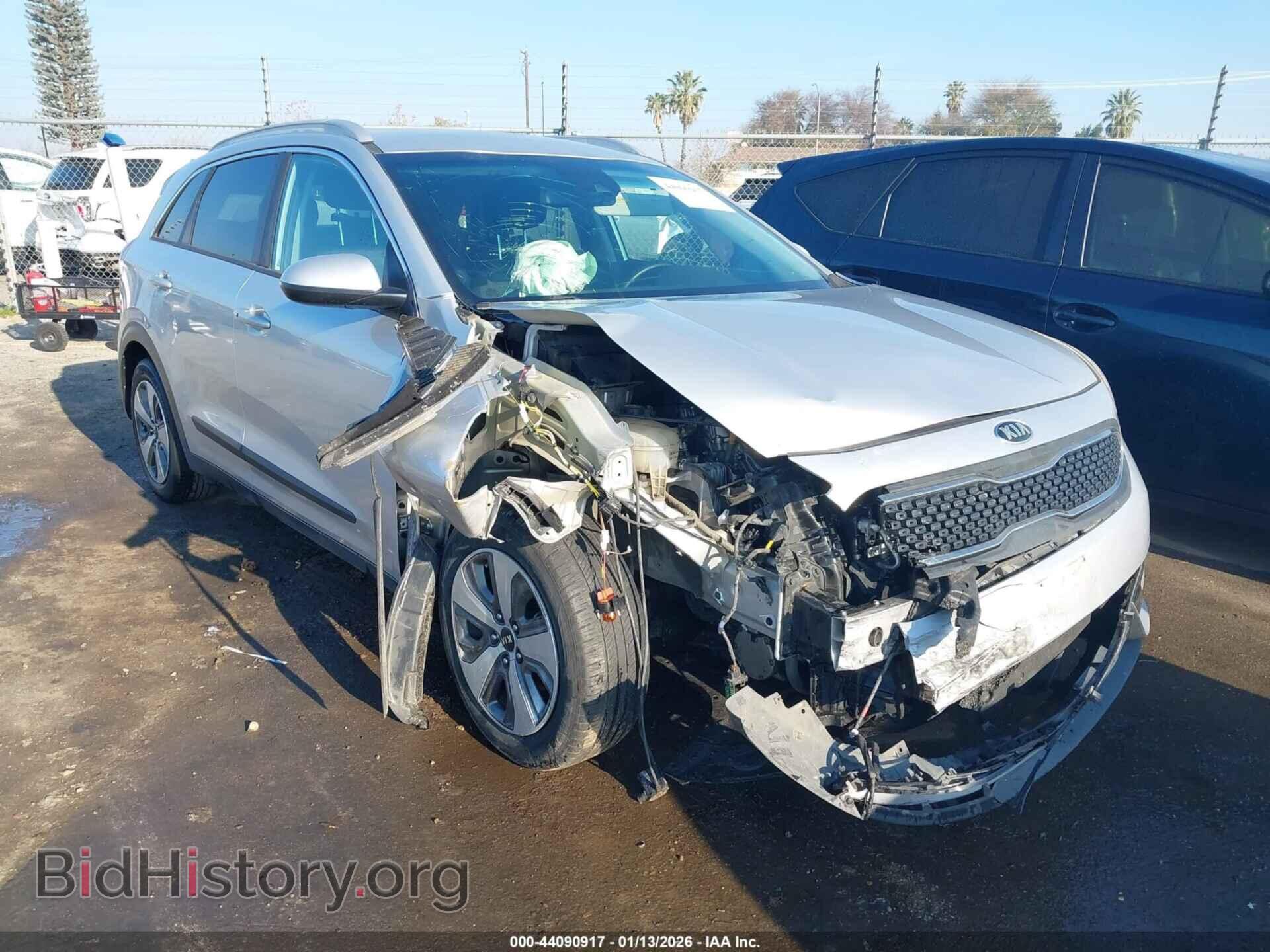 Фотография KNDCB3LC3H5103992 - KIA NIRO 2017