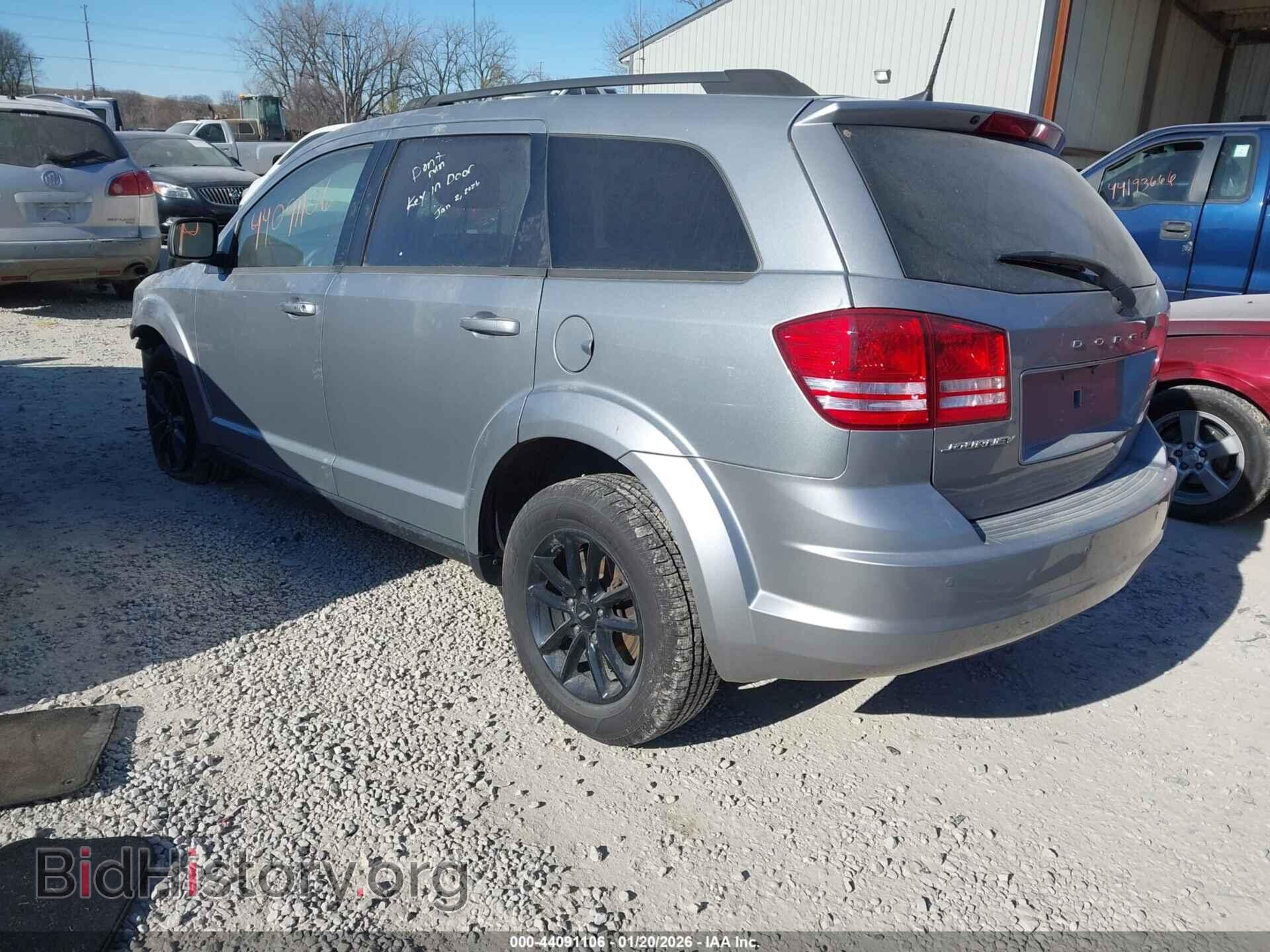 2020 DODGE JOURNEY - VIN: 3C4PDCABXLT182074 - Фото 3