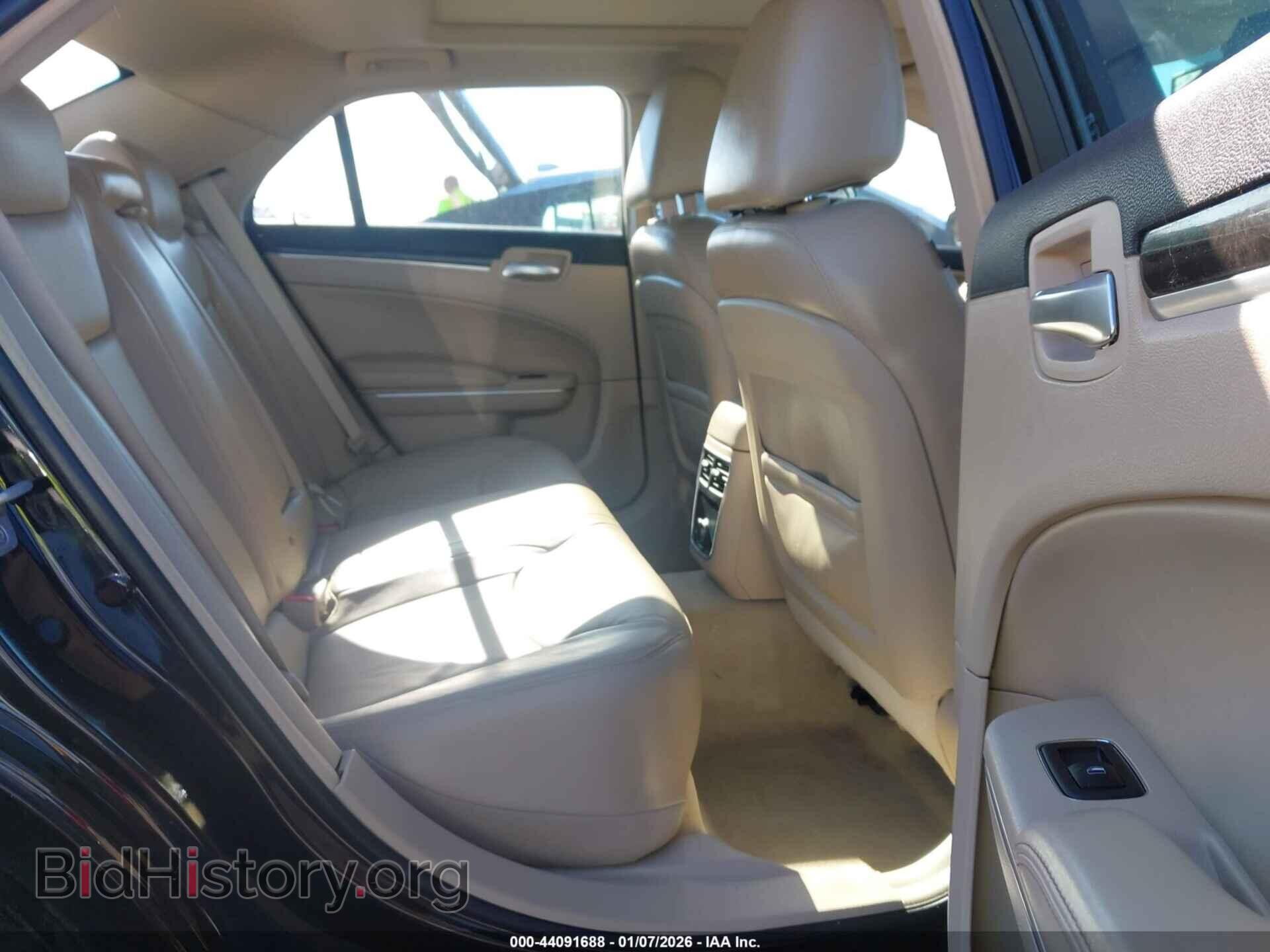 2013 CHRYSLER 300 - VIN: 2C3CCAAG2DH508532 - Фото 8
