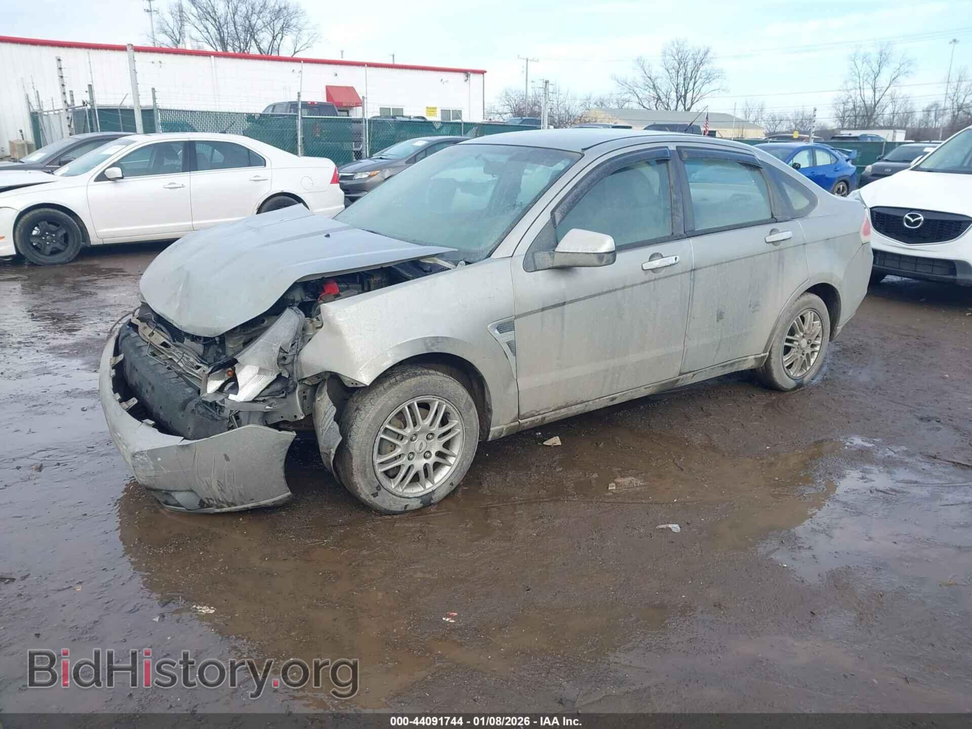 2008 FORD FOCUS - VIN: 1FAHP35NX8W101470 - Фото 2