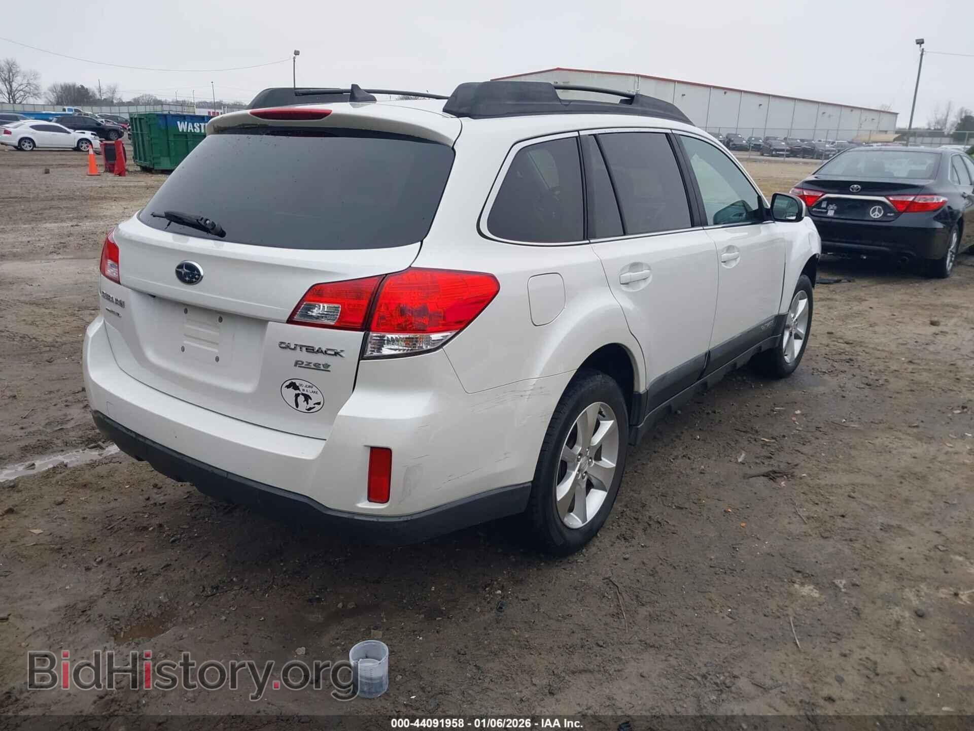 2014 SUBARU OUTBACK - VIN: 4S4BRBLC9E3277831 - Фото 4