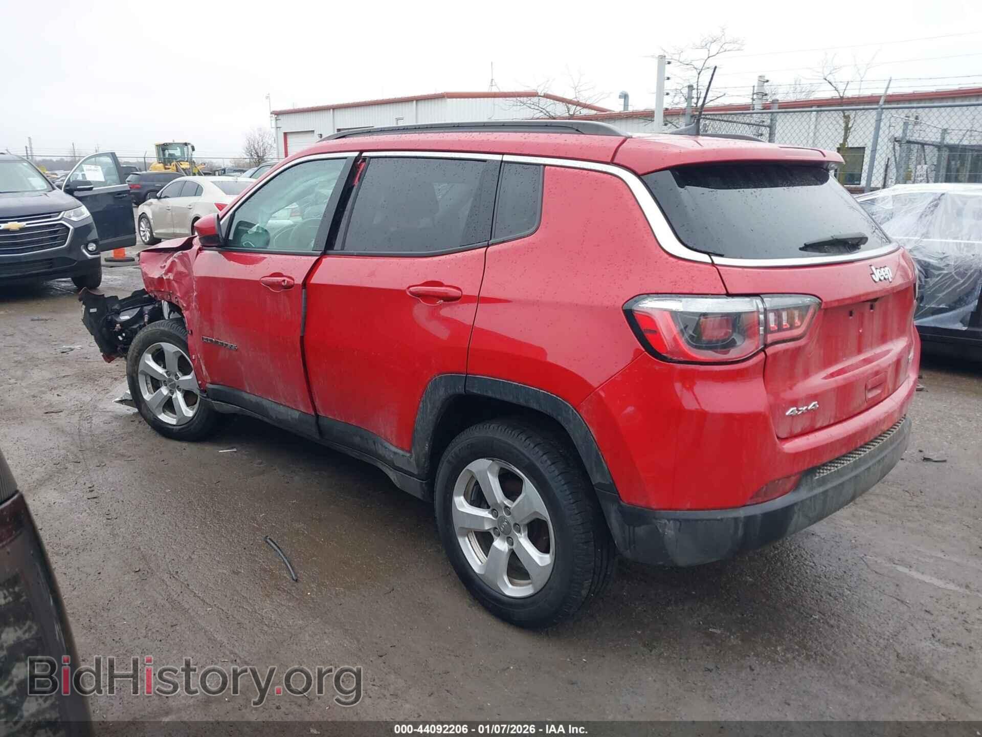 2019 JEEP COMPASS - VIN: 3C4NJDBB8KT641671 - Фото 3