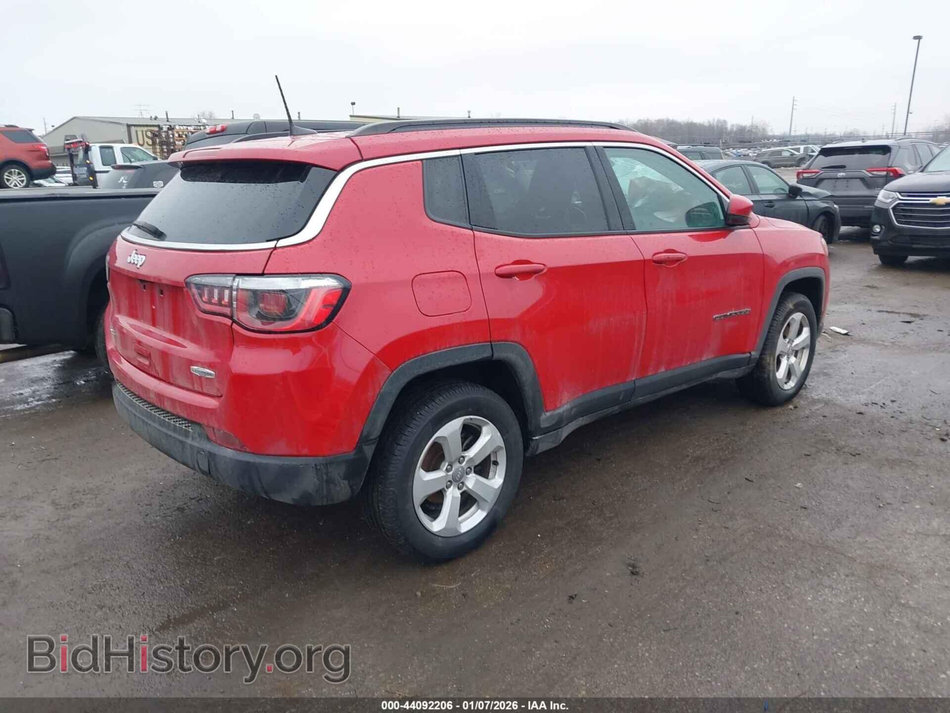 2019 JEEP COMPASS - VIN: 3C4NJDBB8KT641671 - Фото 4