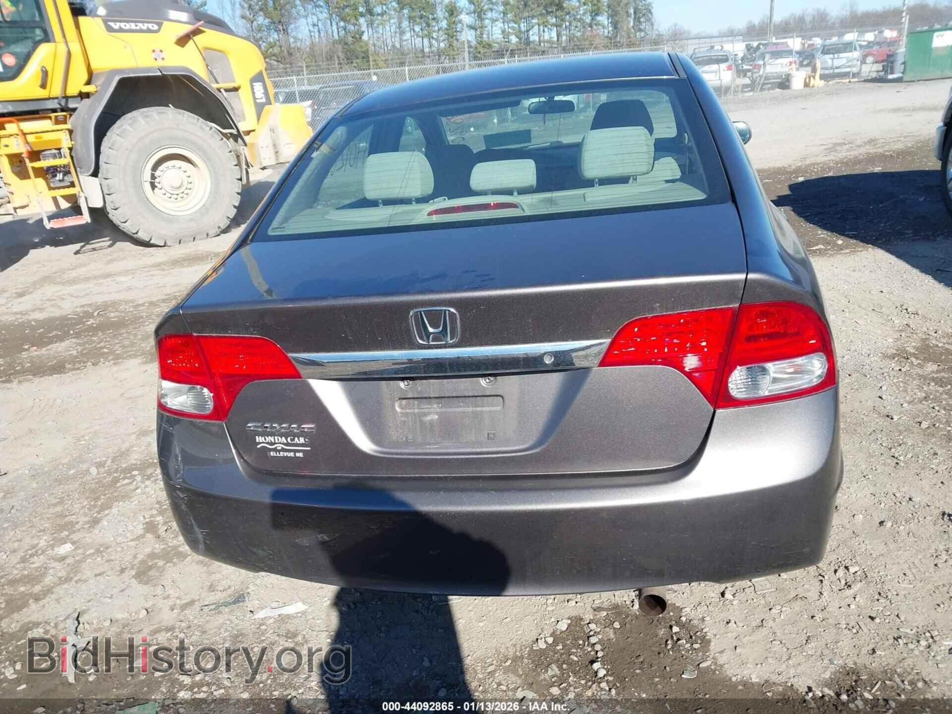 2010 HONDA CIVIC - VIN: 19XFA1F59AE079130 - Фото 17