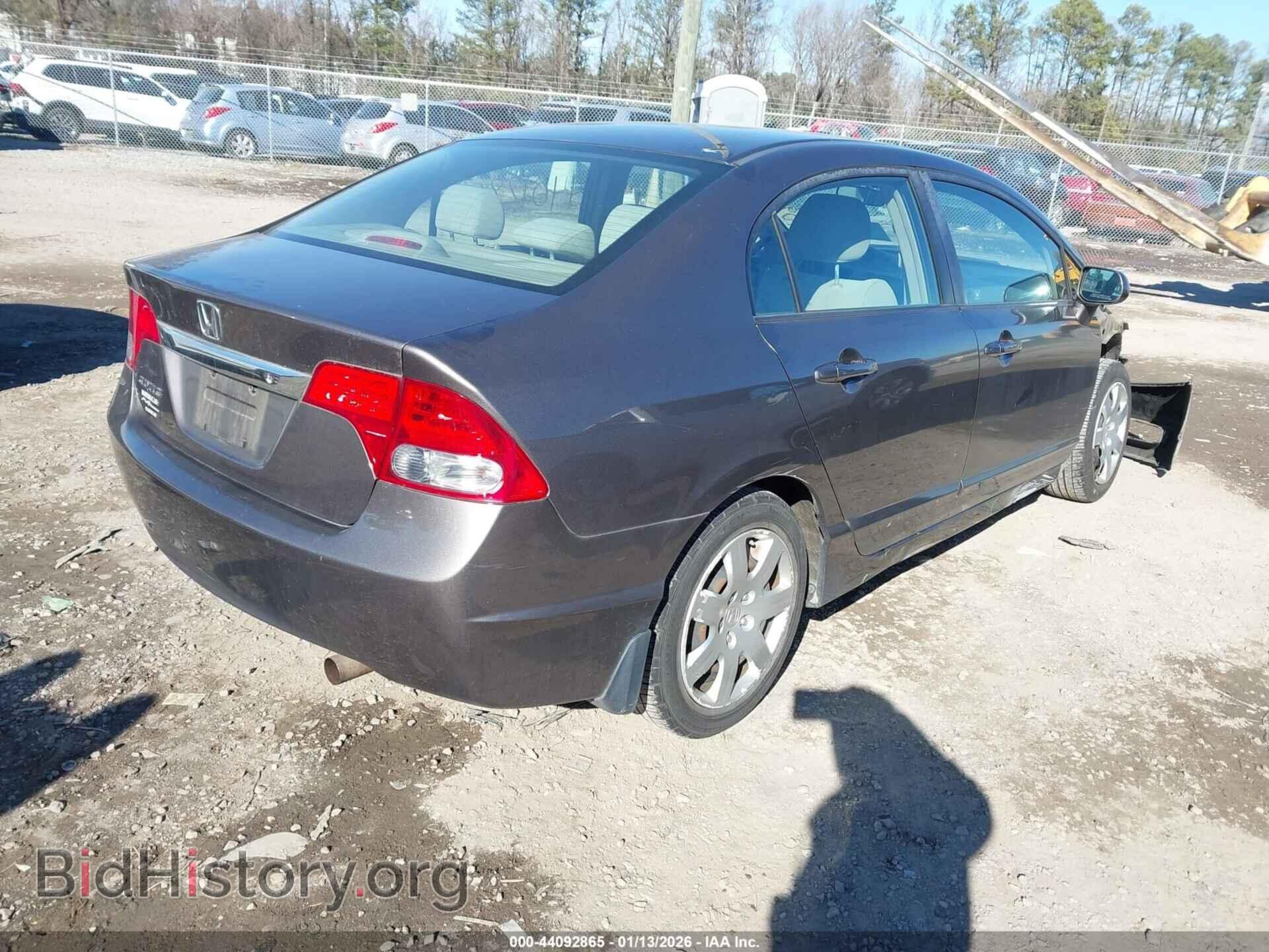 2010 HONDA CIVIC - VIN: 19XFA1F59AE079130 - Фото 4