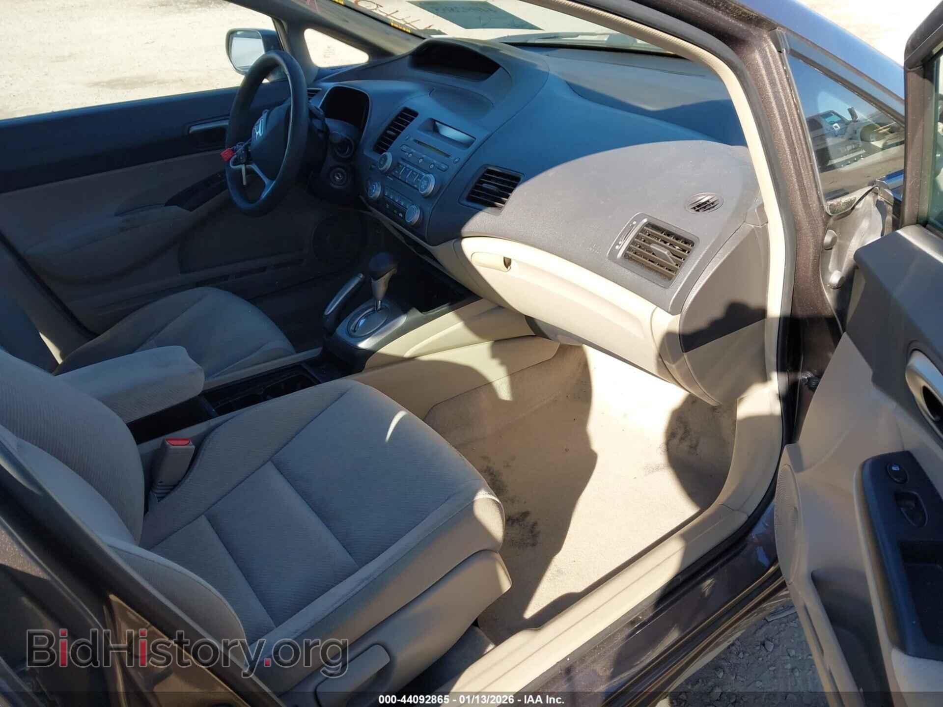 2010 HONDA CIVIC - VIN: 19XFA1F59AE079130 - Фото 5