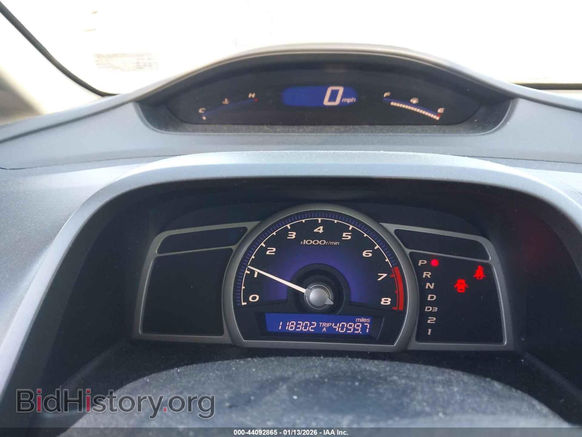2010 HONDA CIVIC - VIN: 19XFA1F59AE079130 - Фото 7