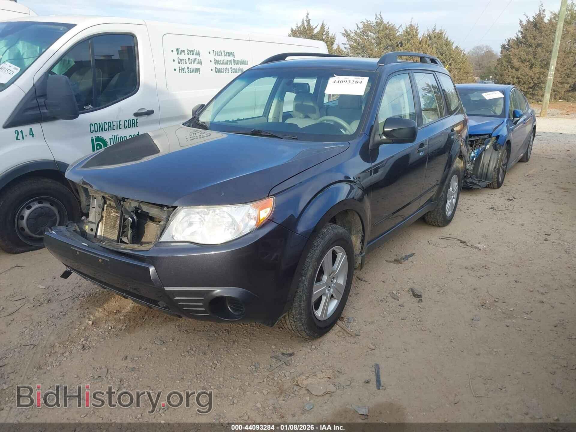 2011 SUBARU FORESTER - VIN: JF2SHABC0BH772518 - Фото 2