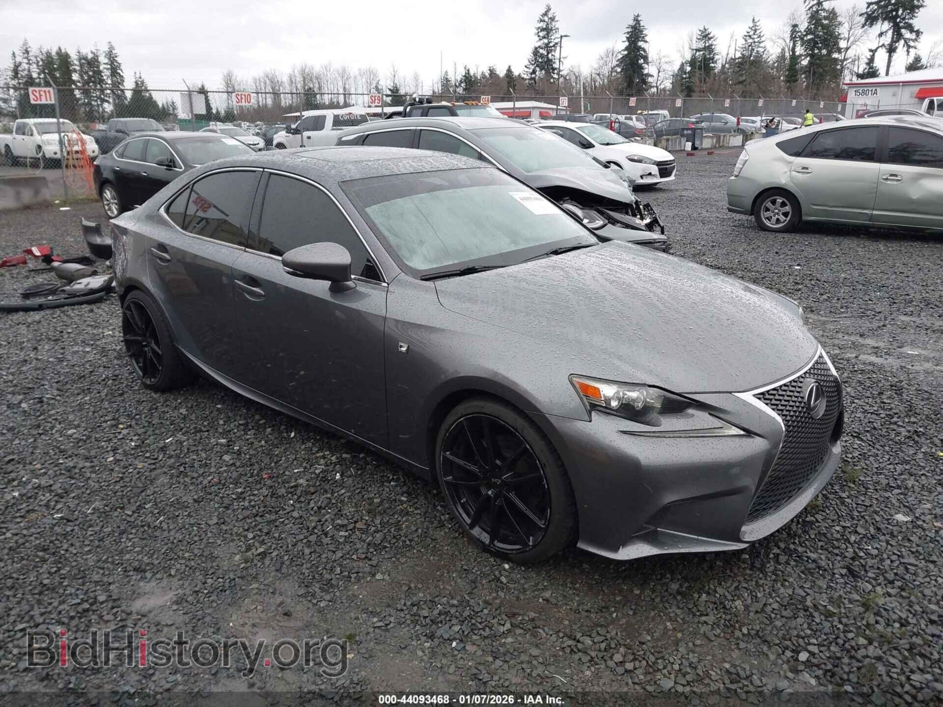 Фотография JTHCF1D27F5028577 - LEXUS IS 250 2015