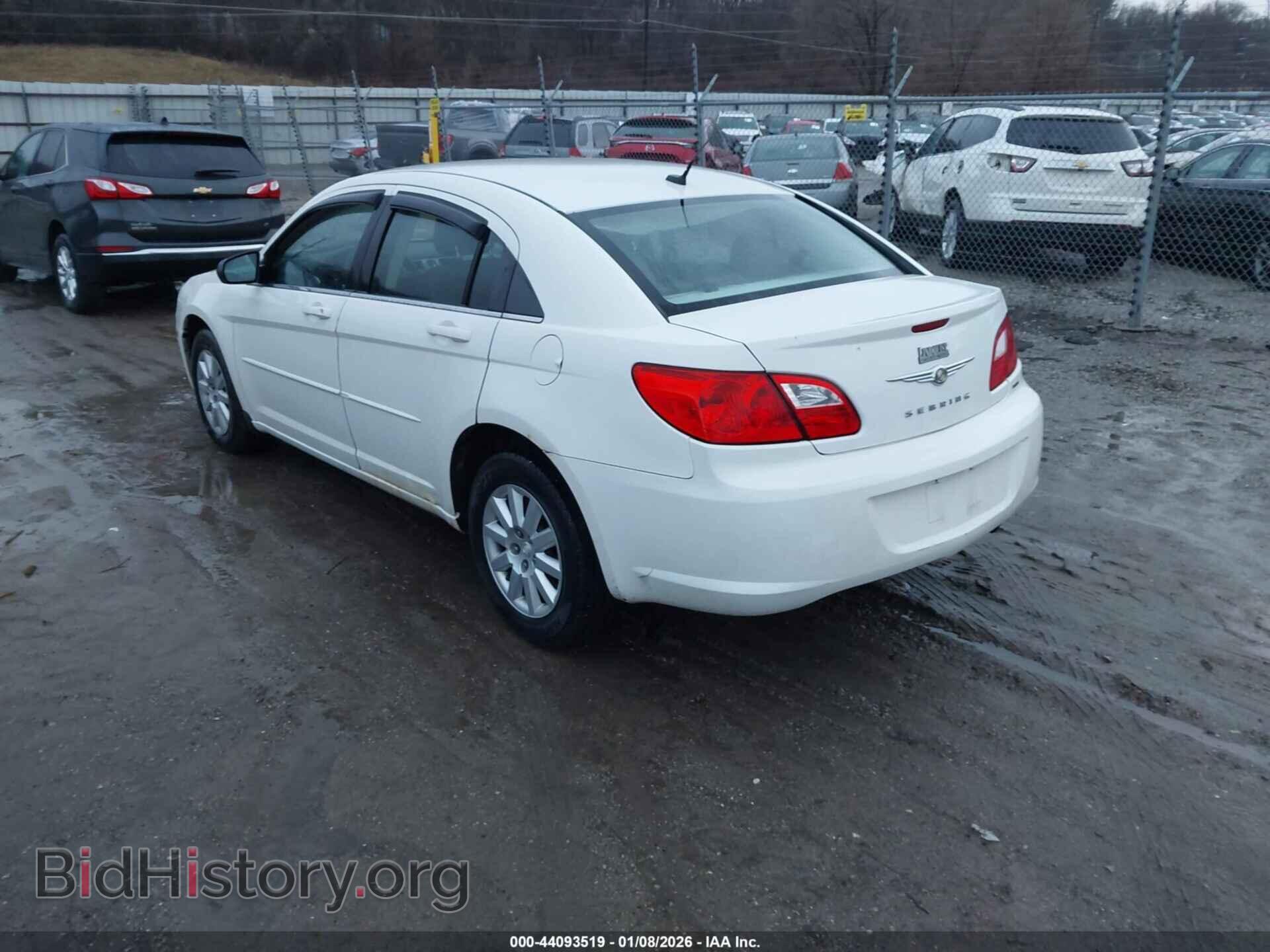2010 CHRYSLER SEBRING - VIN: 1C3CC4FB2AN187724 - Фото 3