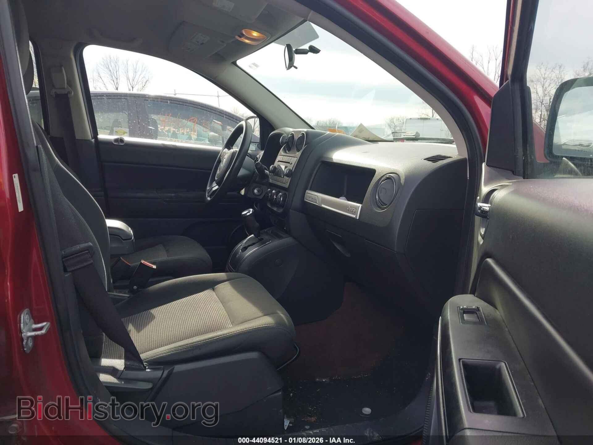 2014 JEEP COMPASS - VIN: 1C4NJDBB2ED828334 - Photo 5