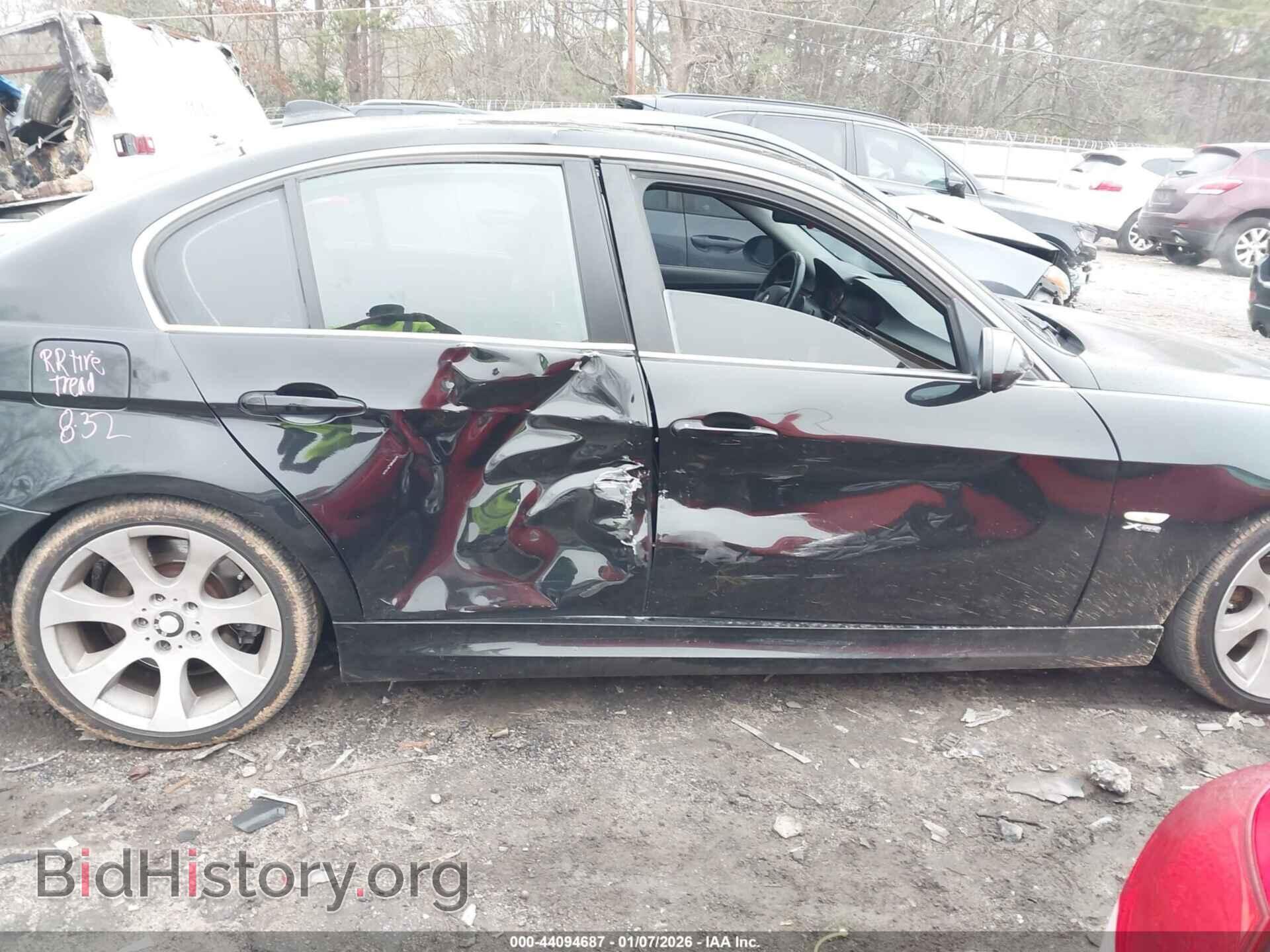 2006 BMW 330I - VIN: WBAVB33556KS35609 - Фото 6