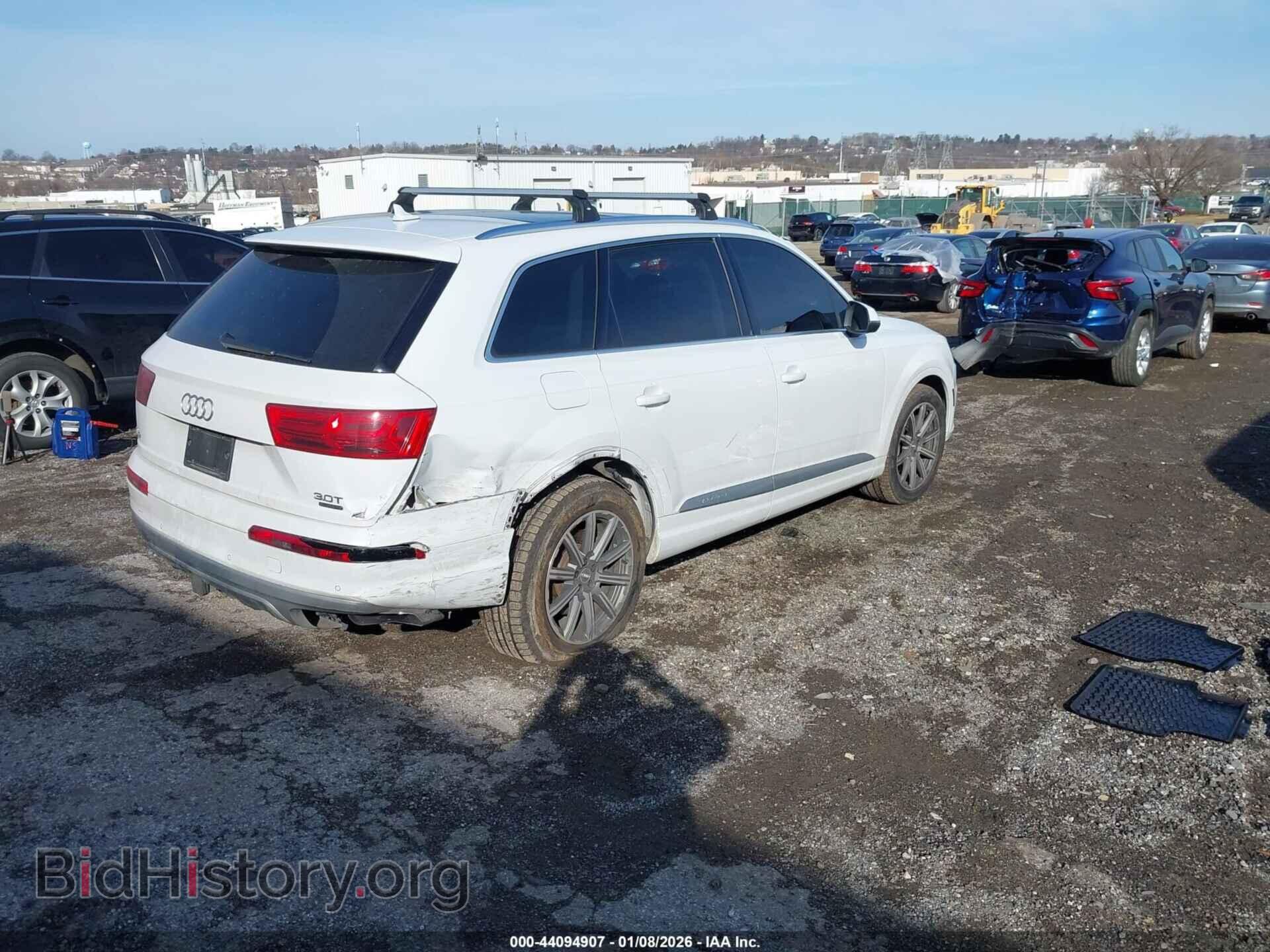 2018 AUDI Q7 - VIN: WA1VAAF77JD017945 - Фото 4