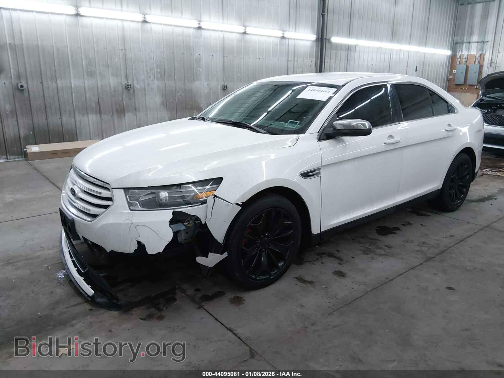 2013 FORD TAURUS - VIN: 1FAHP2F89DG134158 - Фото 2