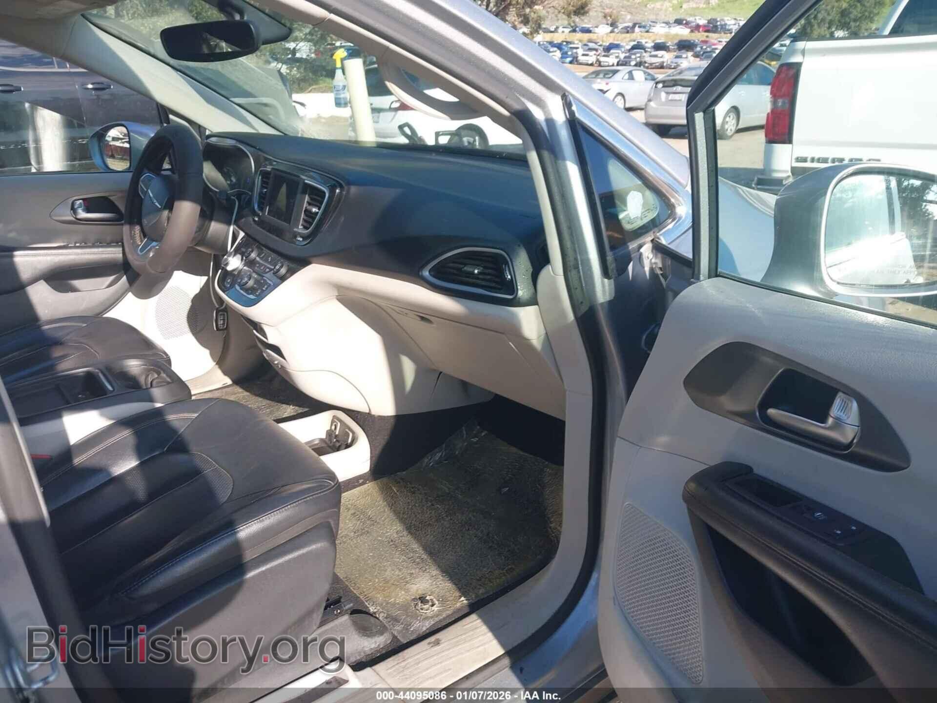2020 CHRYSLER PACIFICA - VIN: 2C4RC1BG8LR130505 - Фото 5