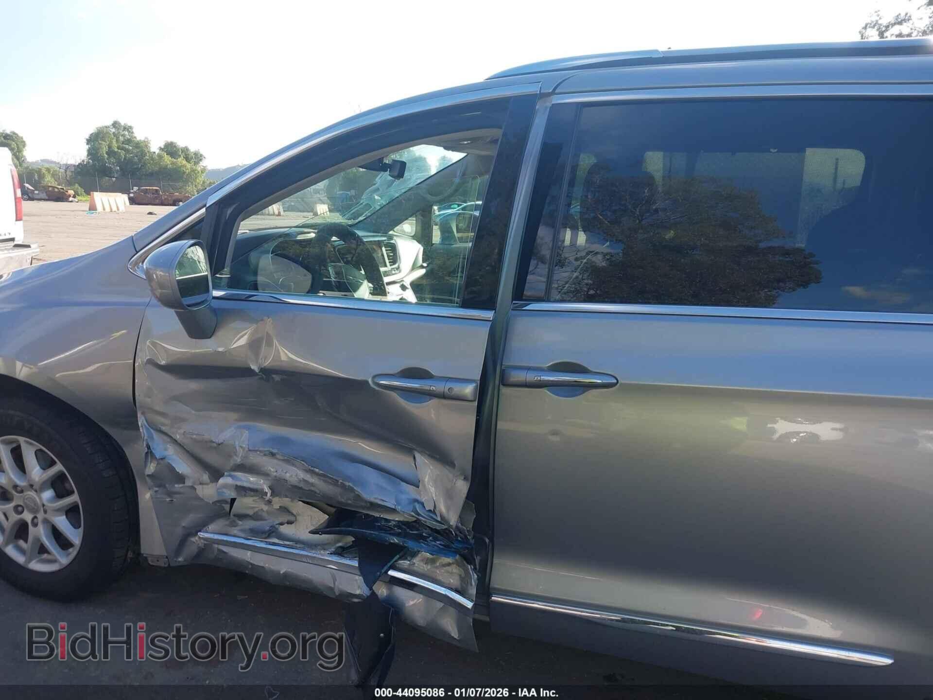 2020 CHRYSLER PACIFICA - VIN: 2C4RC1BG8LR130505 - Фото 6