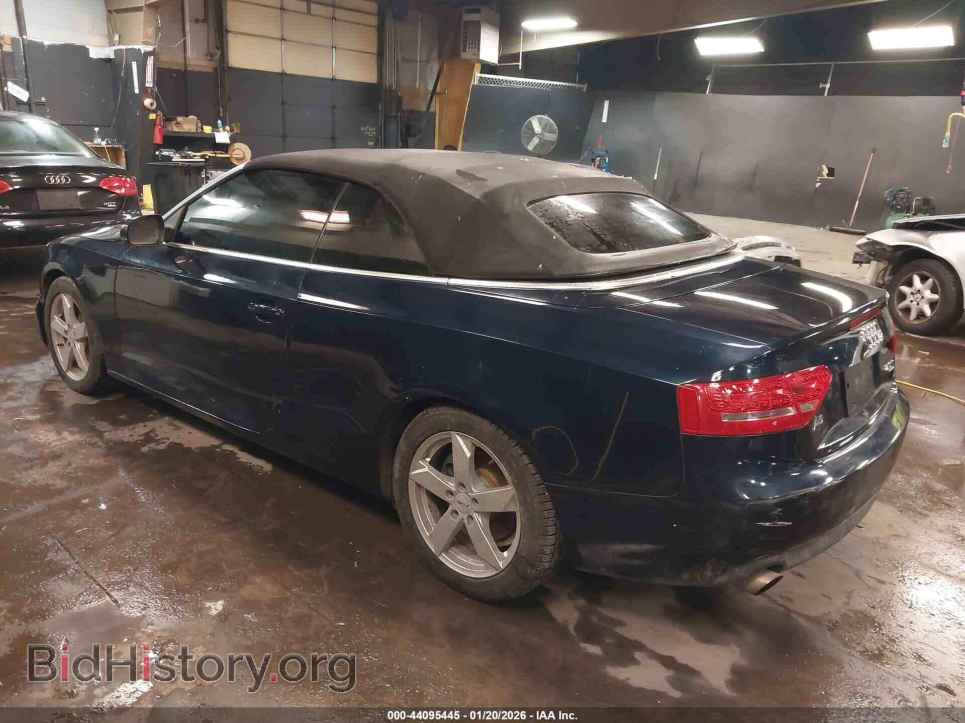 2010 AUDI A5 - VIN: WAULFAFHXAN009756 - Photo 3