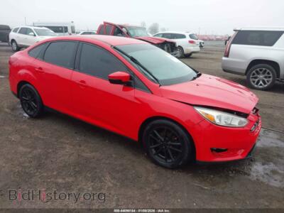 2017 Ford FOCUS SE, red — VIN 1FADP3F25HL202064, IAAI