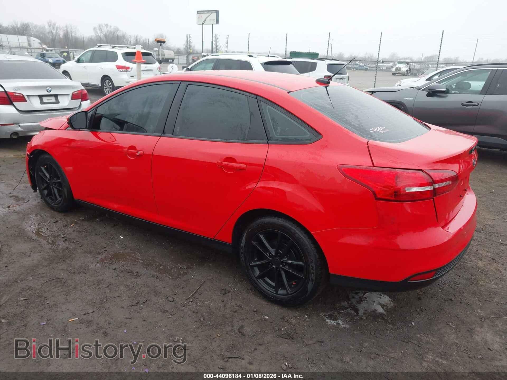 2017 FORD FOCUS - VIN: 1FADP3F25HL202064 - Фото 3