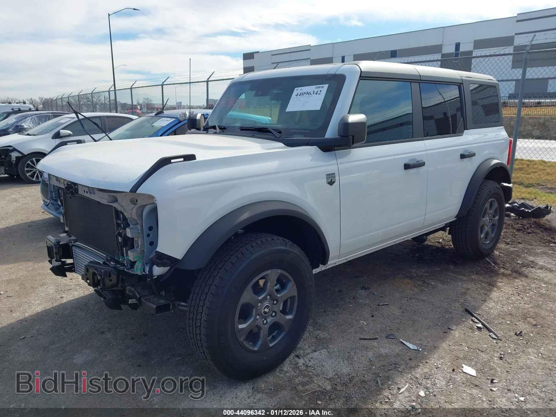 2025 FORD BRONCO - VIN: 1FMDE7BH6SLB56104 - Фото 2