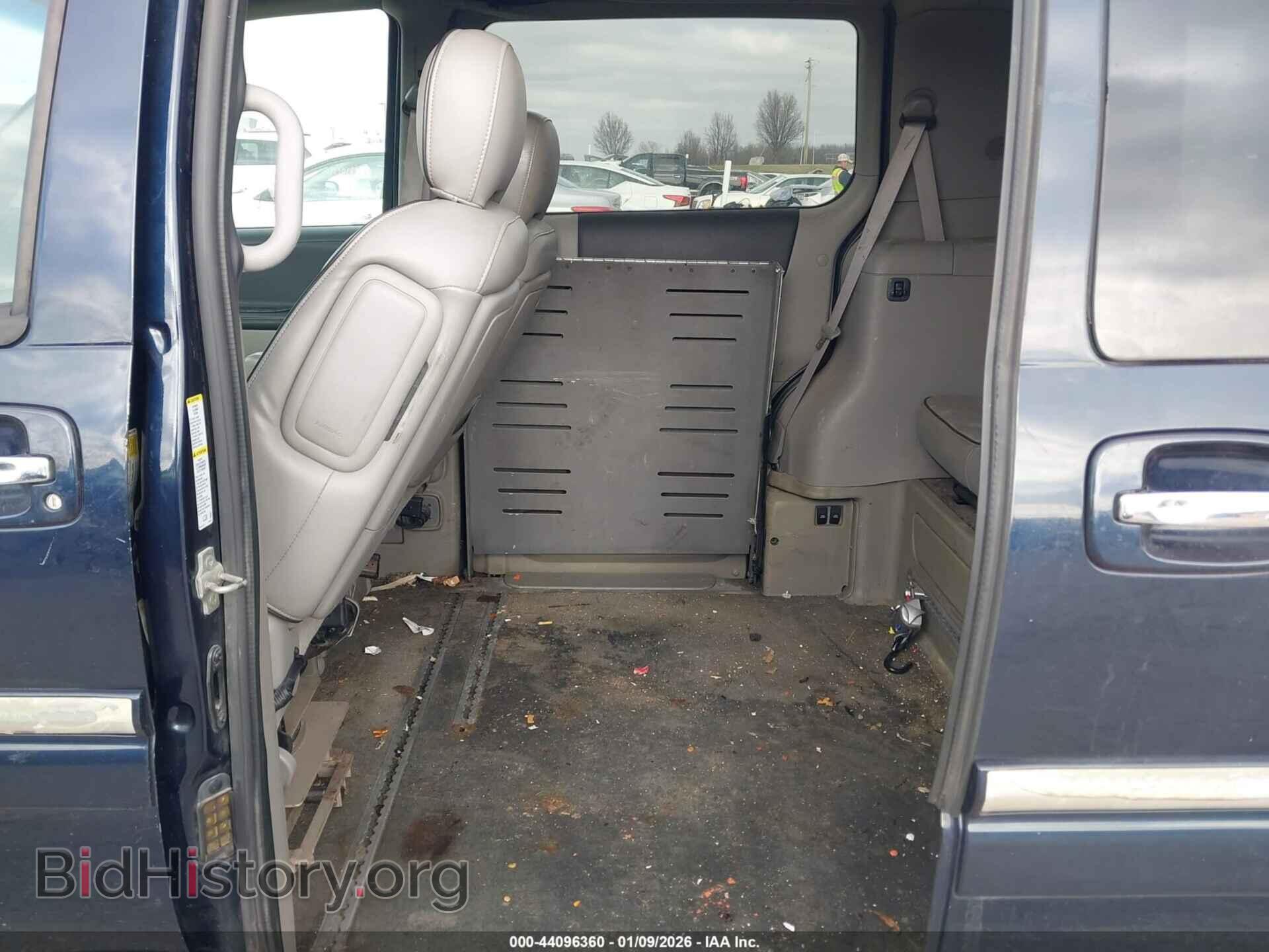 2007 BUICK TERRAZA - VIN: 4GLDV13W57D210412 - Photo 8