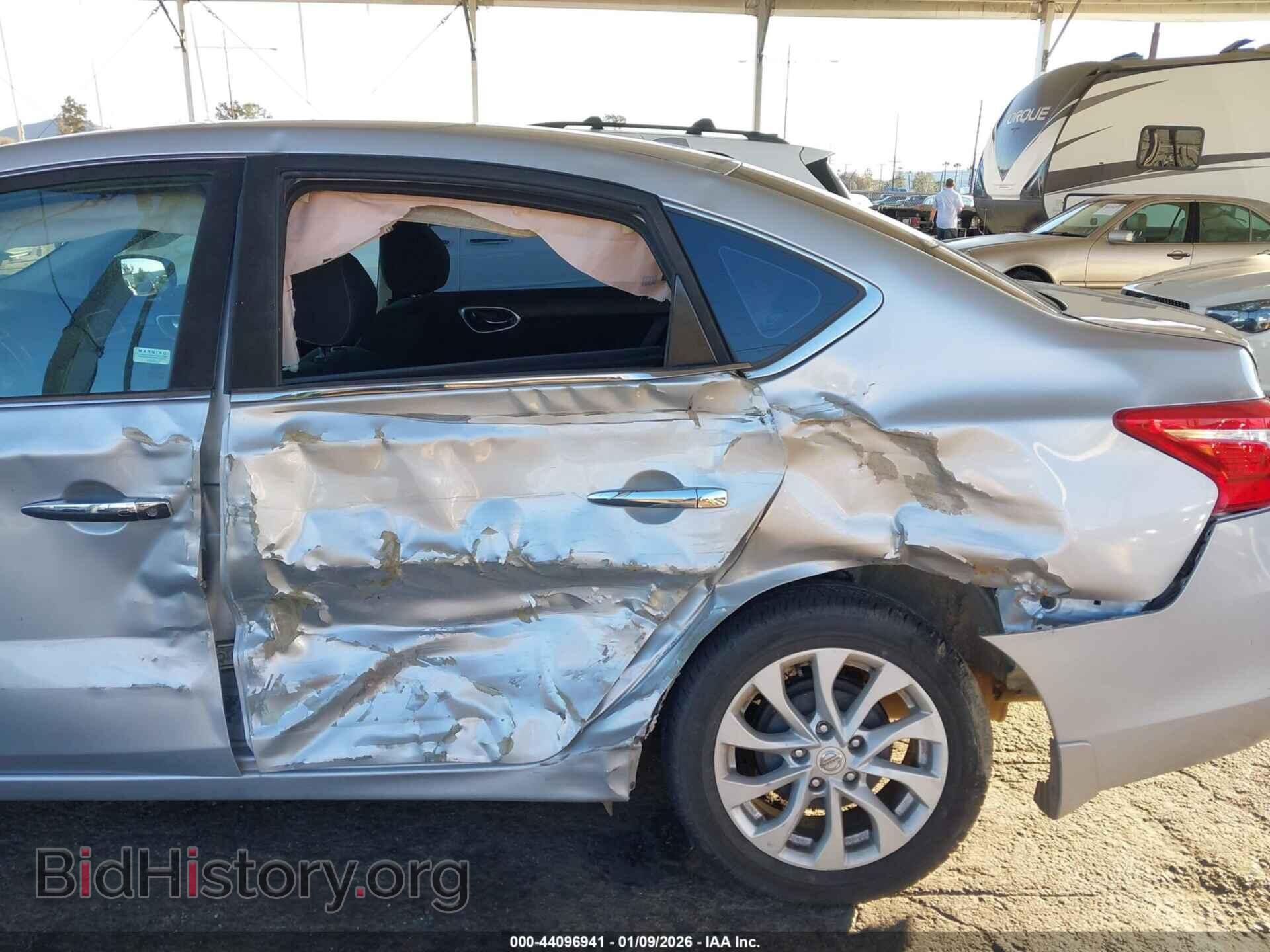 2019 NISSAN SENTRA - VIN: 3N1AB7AP3KL622815 - Фото 6