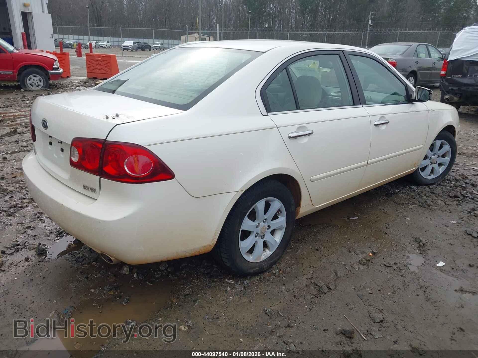 2007 KIA OPTIMA - VIN: KNAGE124375086887 - Фото 4